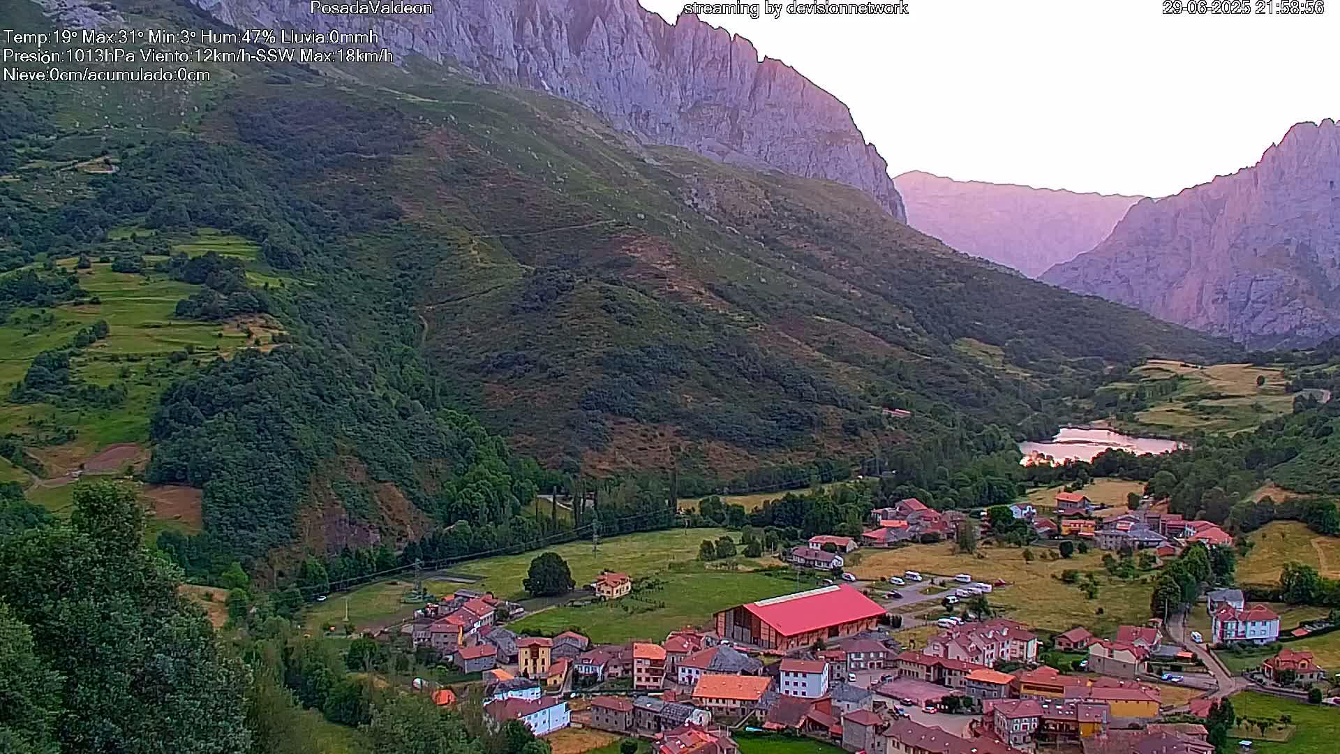 Picos de Europa Peaks & Posada de Valdeon Village  Live Cam - León, Castila&Leon, Spain