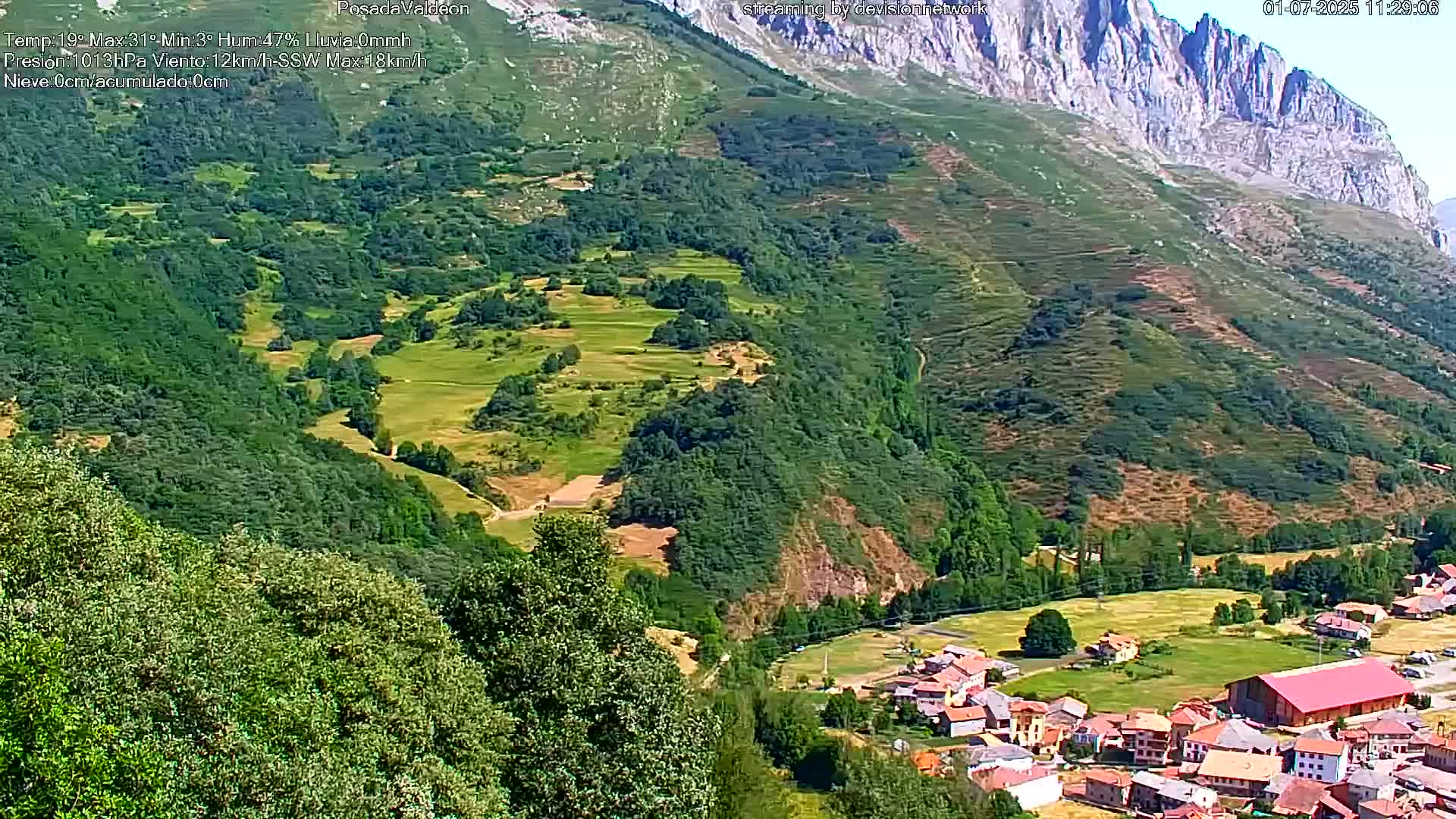 Picos de Europa Peaks & Posada de Valdeon Village  Live Cam - León, Castila&Leon, Spain