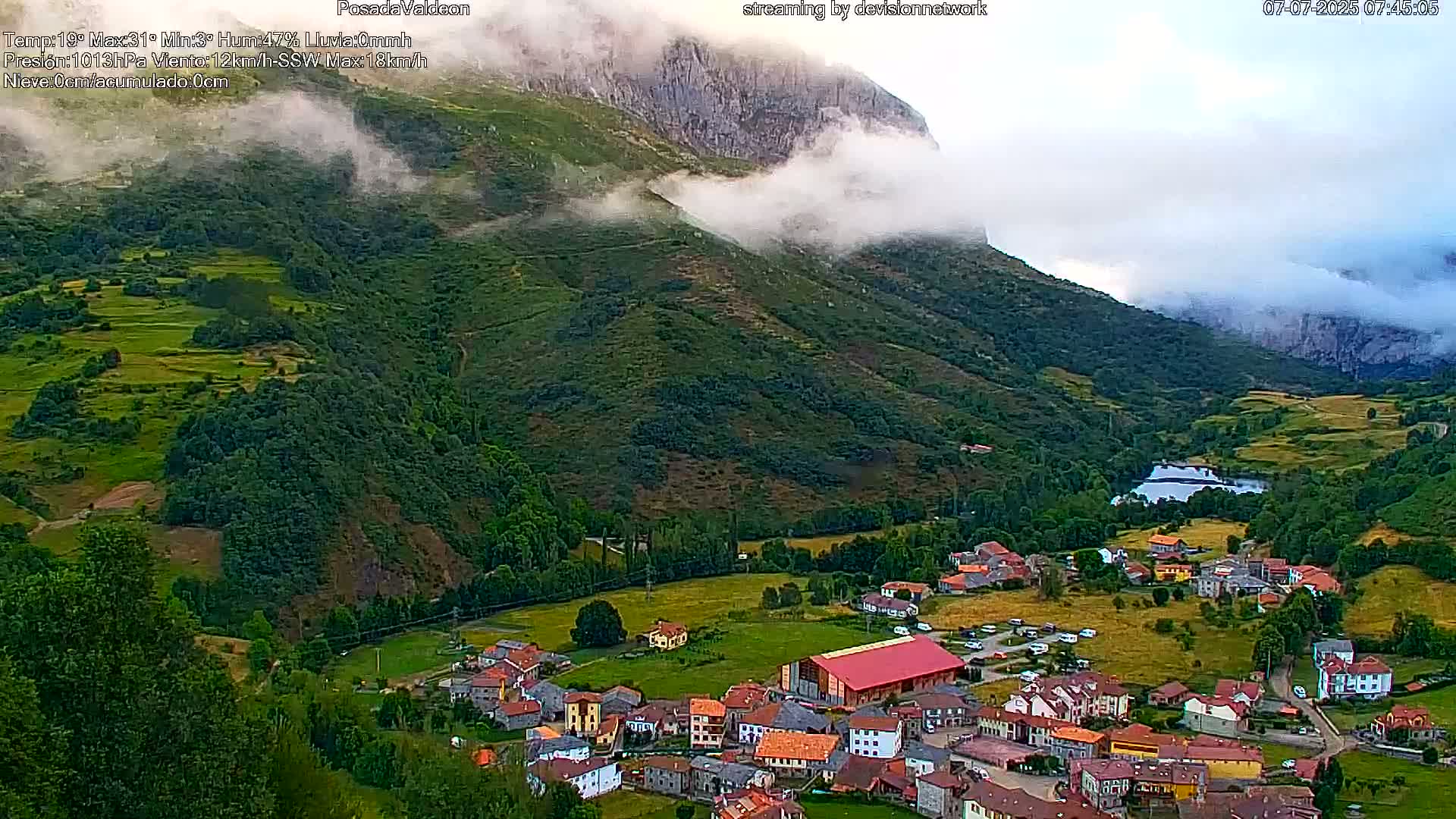Picos de Europa Peaks & Posada de Valdeon Village  Live Cam - León, Castila&Leon, Spain