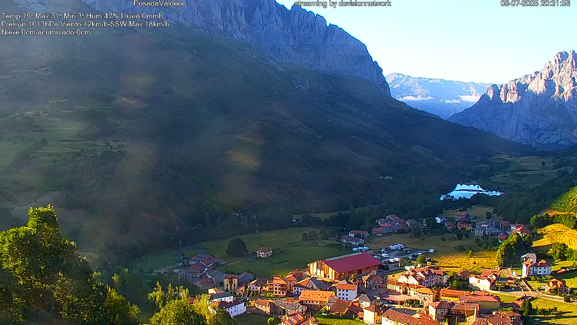 Picos de Europa Peaks & Posada de Valdeon Village  Live Cam - León, Castila&Leon, Spain