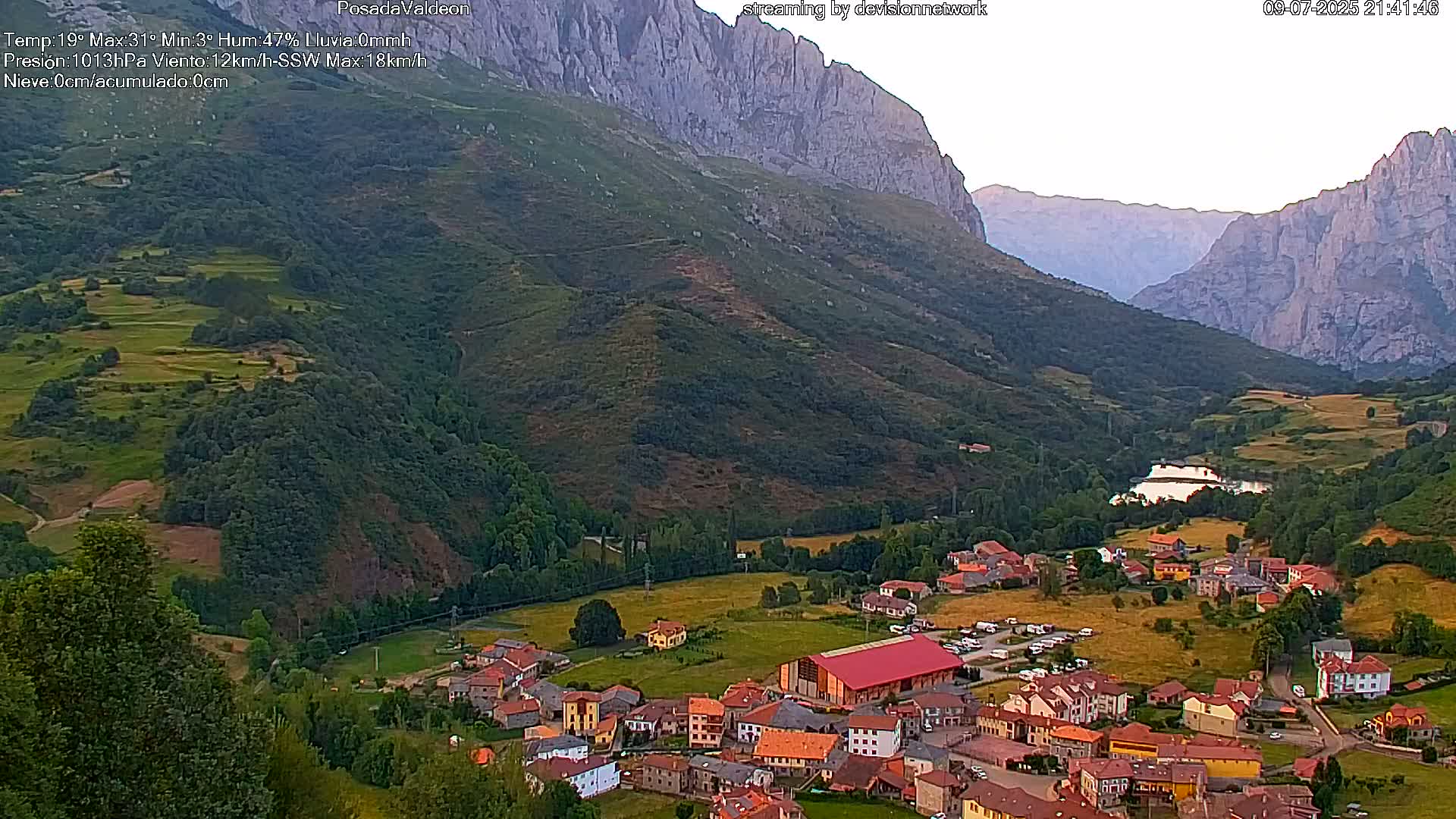 Picos de Europa Peaks & Posada de Valdeon Village  Live Cam - León, Castila&Leon, Spain