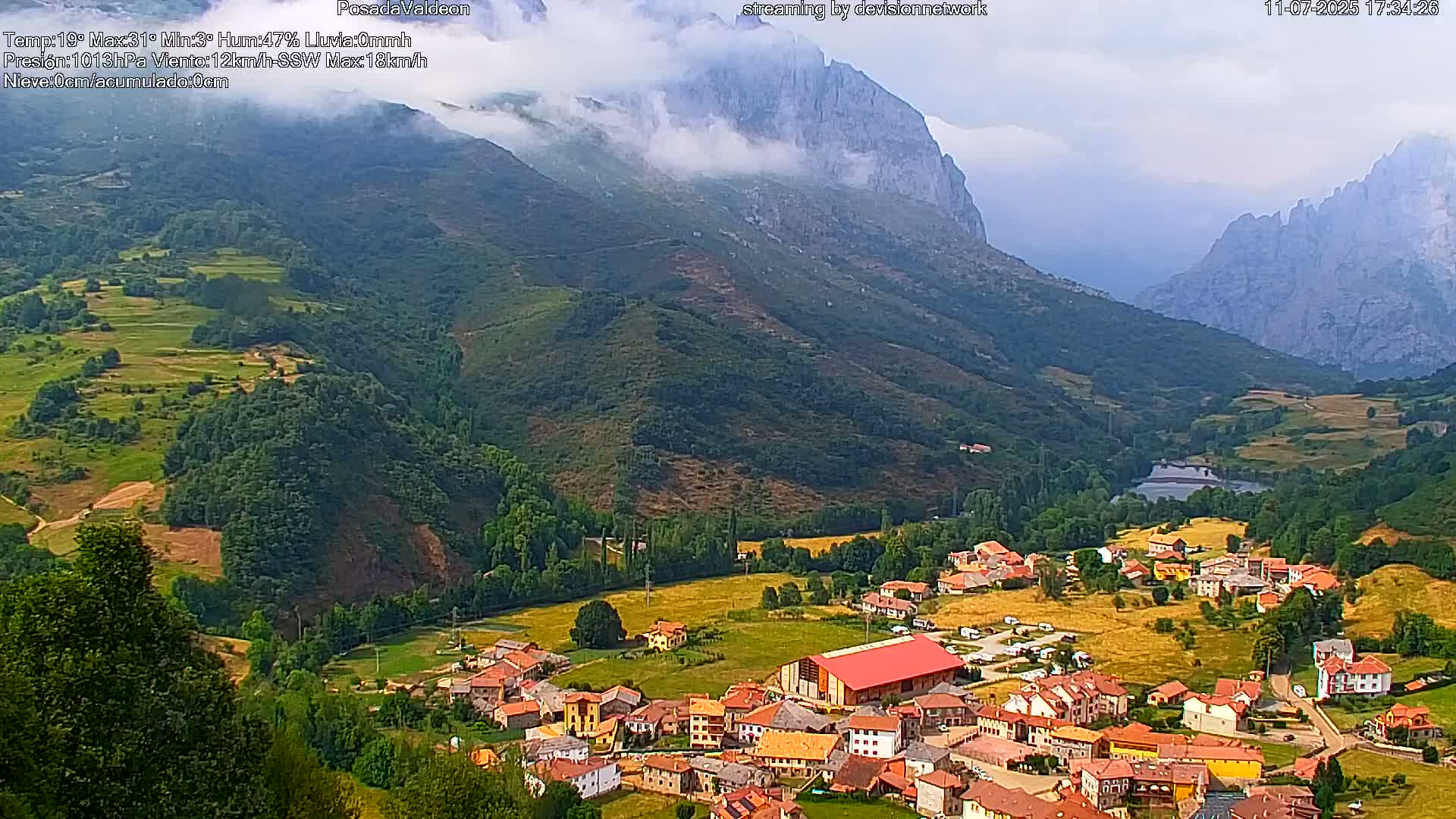 Picos de Europa Peaks & Posada de Valdeon Village  Live Cam - León, Castila&Leon, Spain