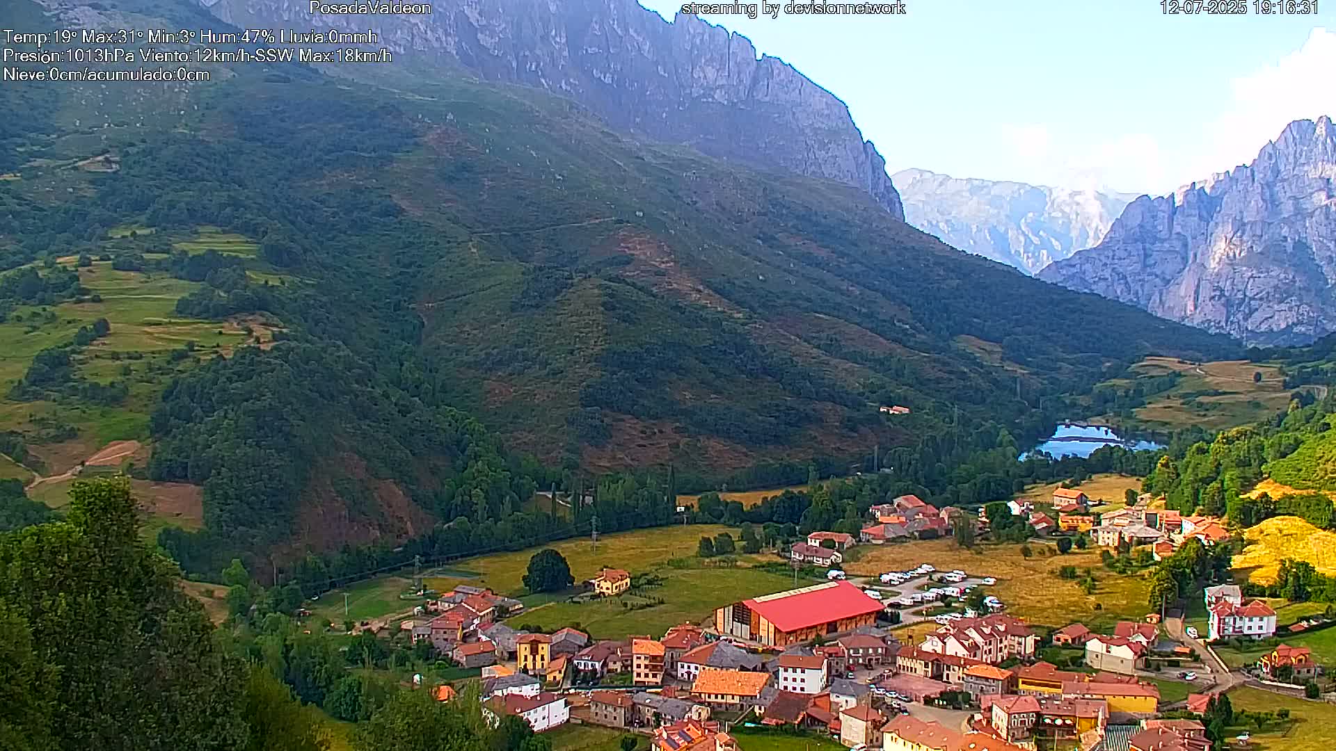 Picos de Europa Peaks & Posada de Valdeon Village  Live Cam - León, Castila&Leon, Spain