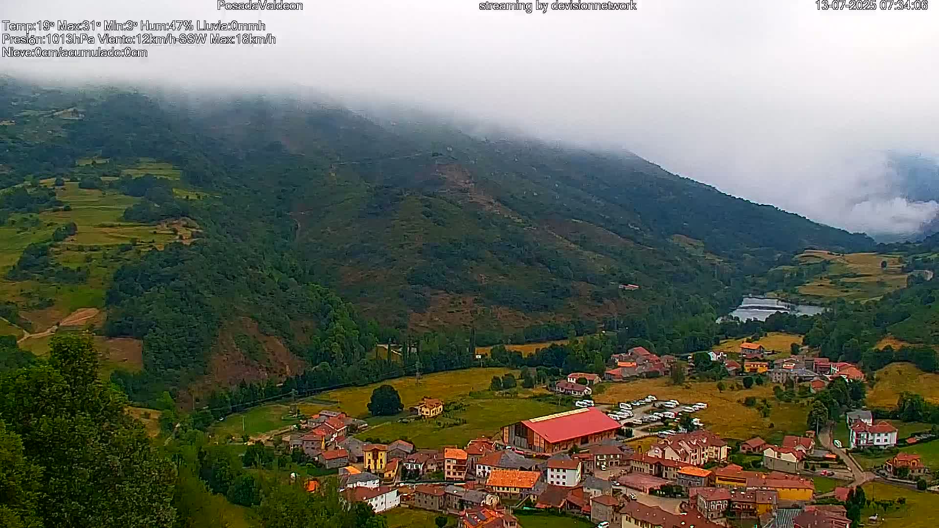 Picos de Europa Peaks & Posada de Valdeon Village  Live Cam - León, Castila&Leon, Spain