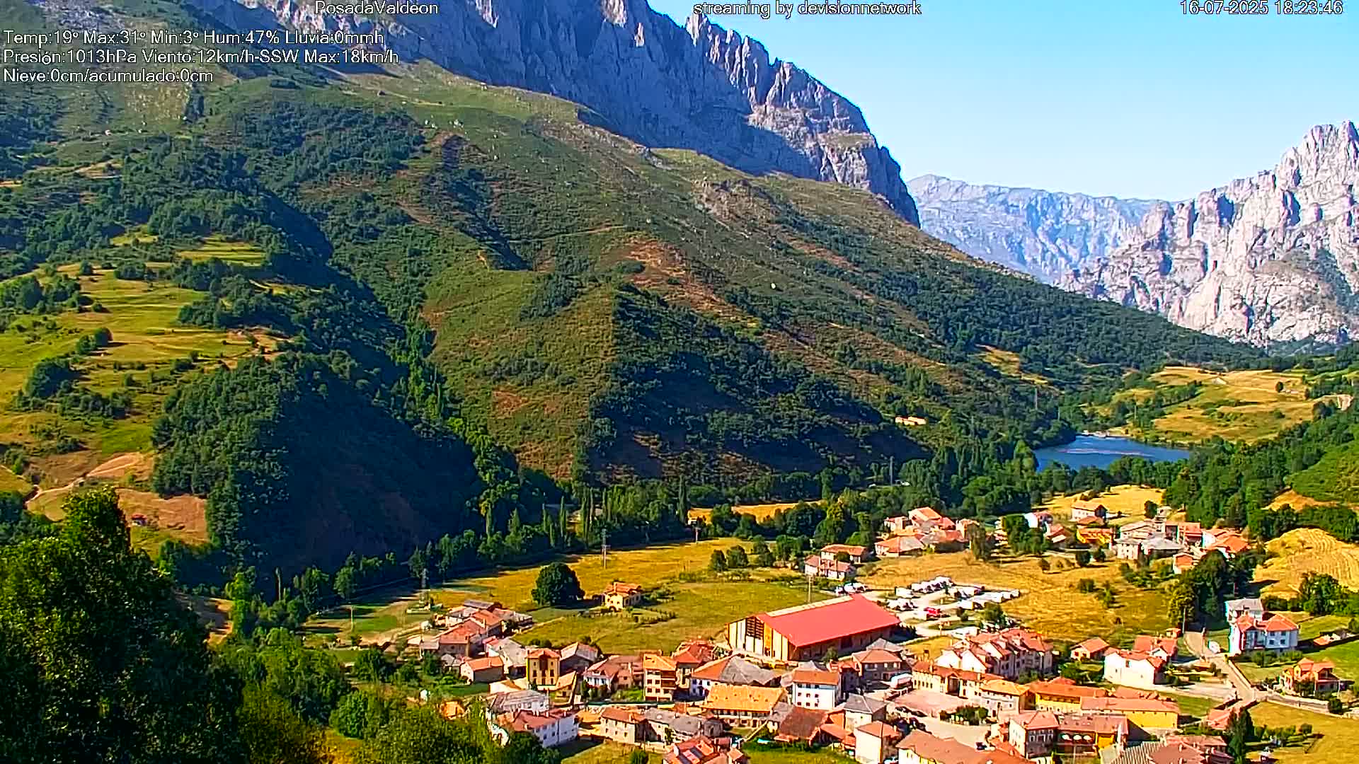 Picos de Europa Peaks & Posada de Valdeon Village  Live Cam - León, Castila&Leon, Spain