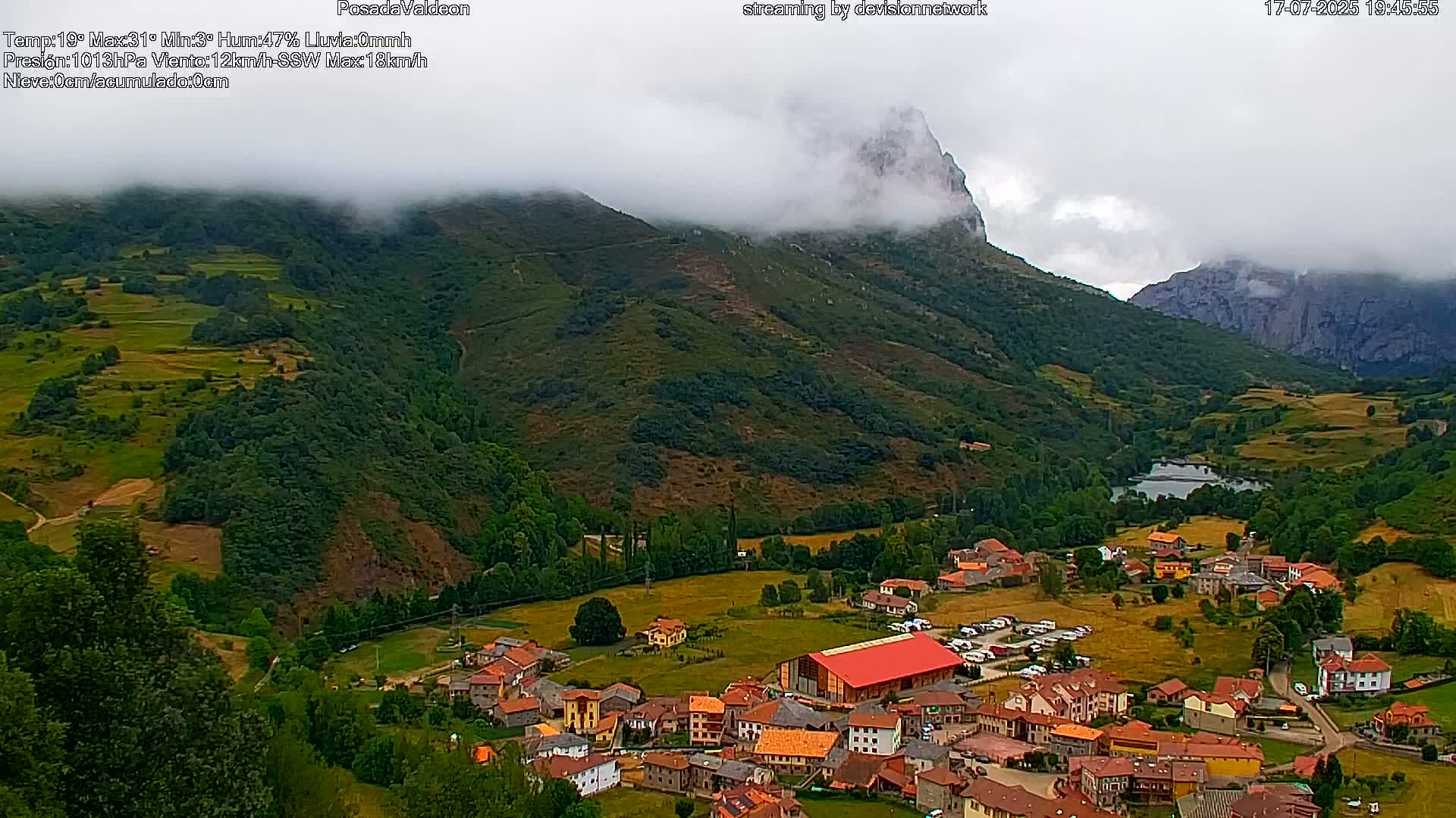 Picos de Europa Peaks & Posada de Valdeon Village  Live Cam - León, Castila&Leon, Spain