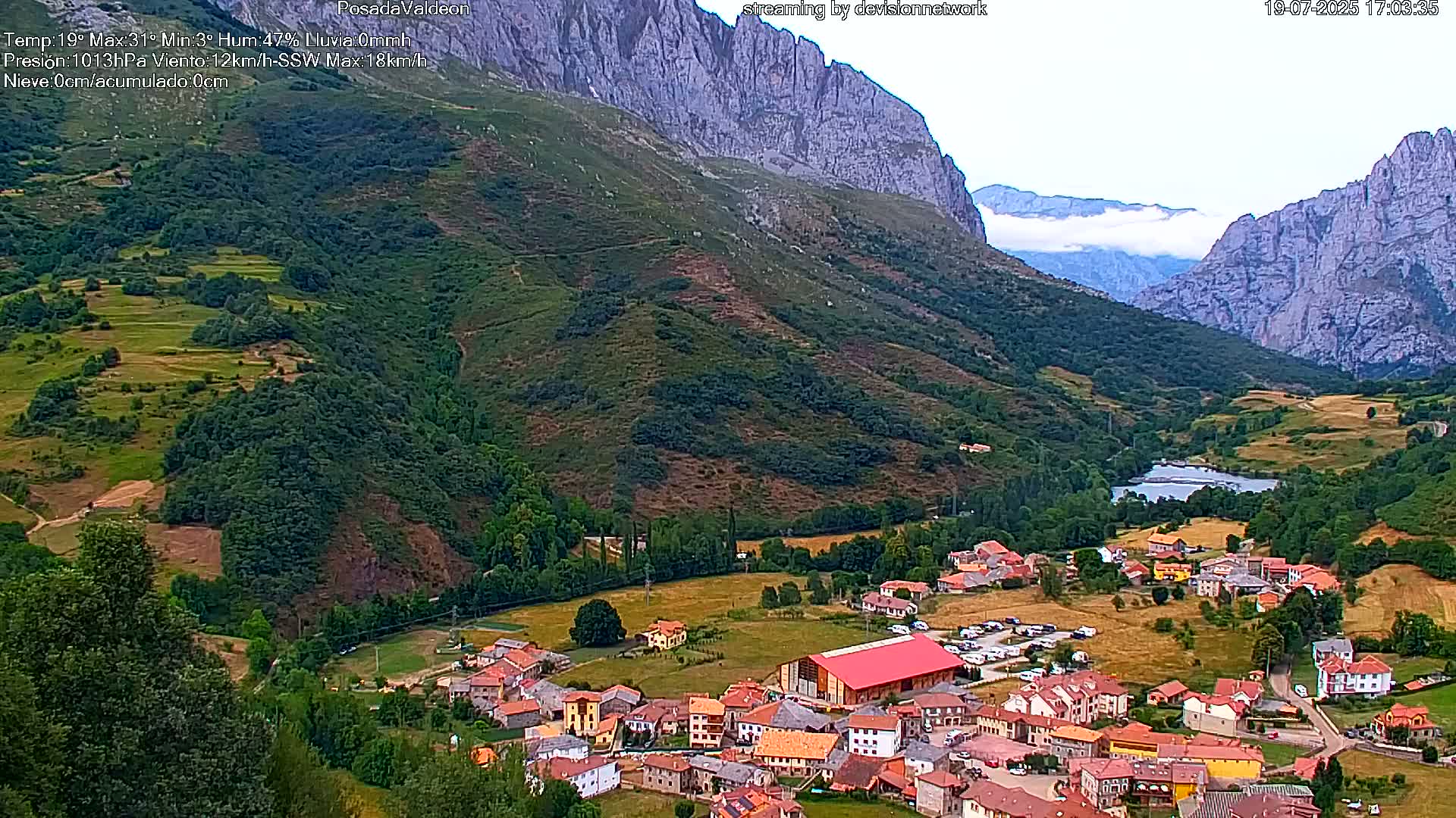 Picos de Europa Peaks & Posada de Valdeon Village  Live Cam - León, Castila&Leon, Spain