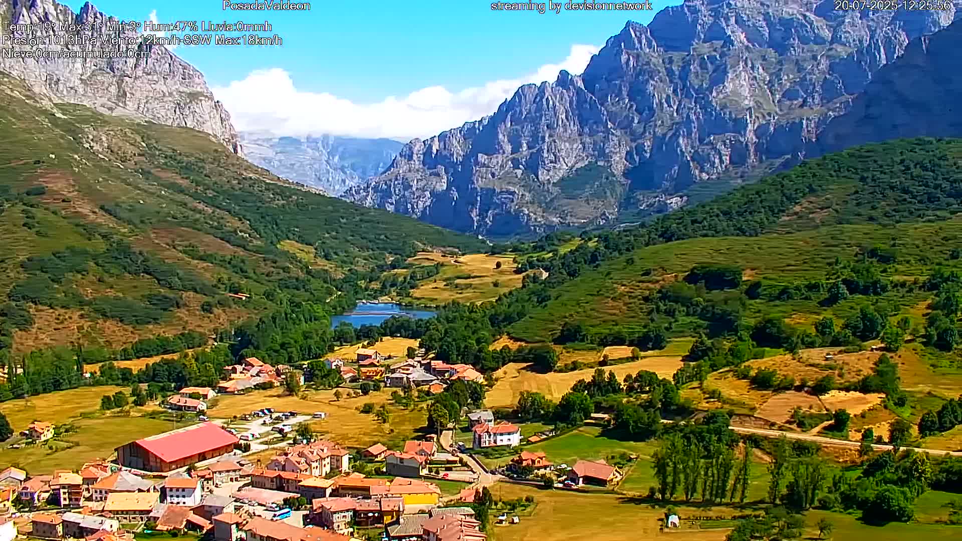 Picos de Europa Peaks & Posada de Valdeon Village  Live Cam - León, Castila&Leon, Spain