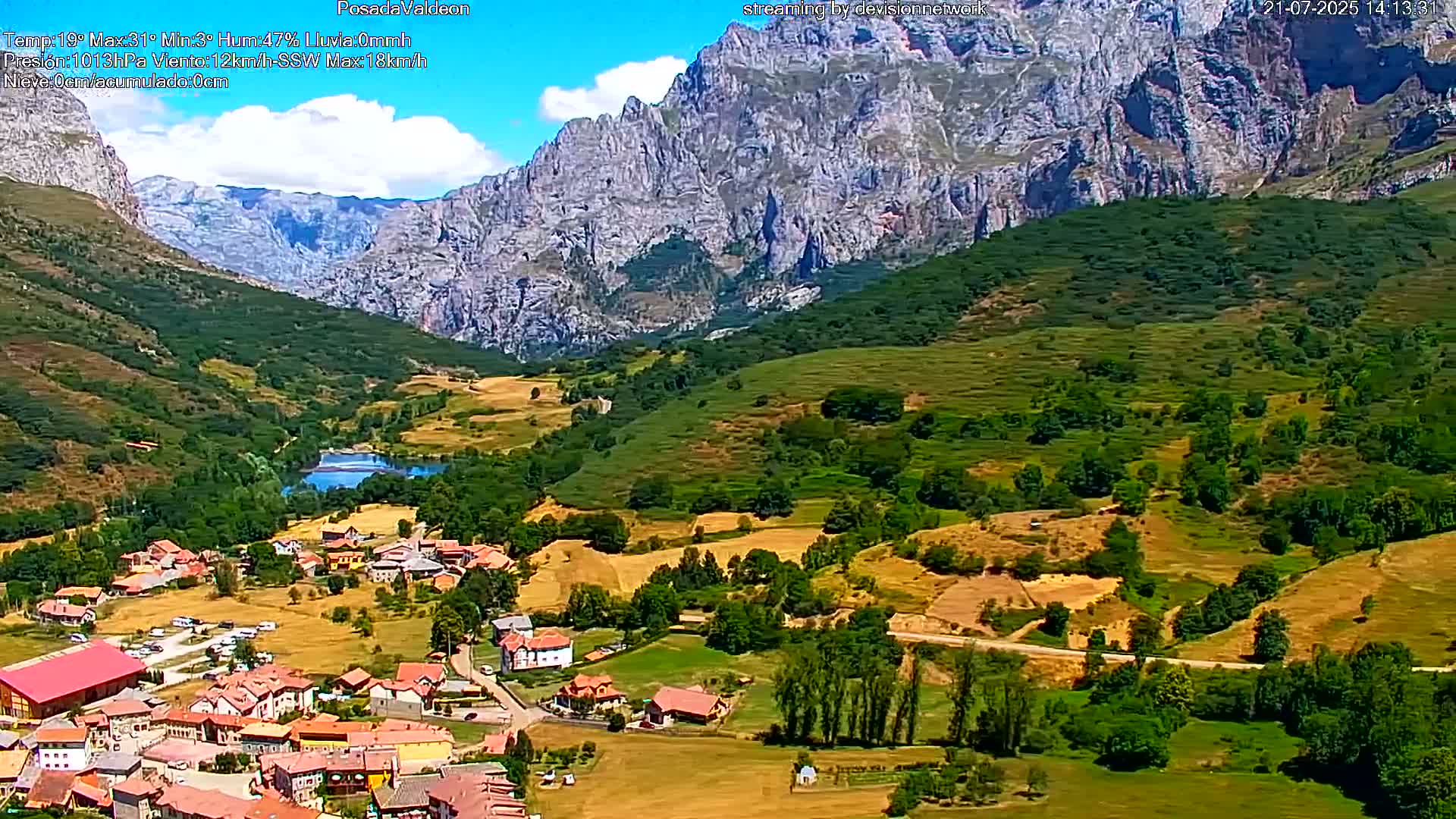 Picos de Europa Peaks & Posada de Valdeon Village  Live Cam - León, Castila&Leon, Spain