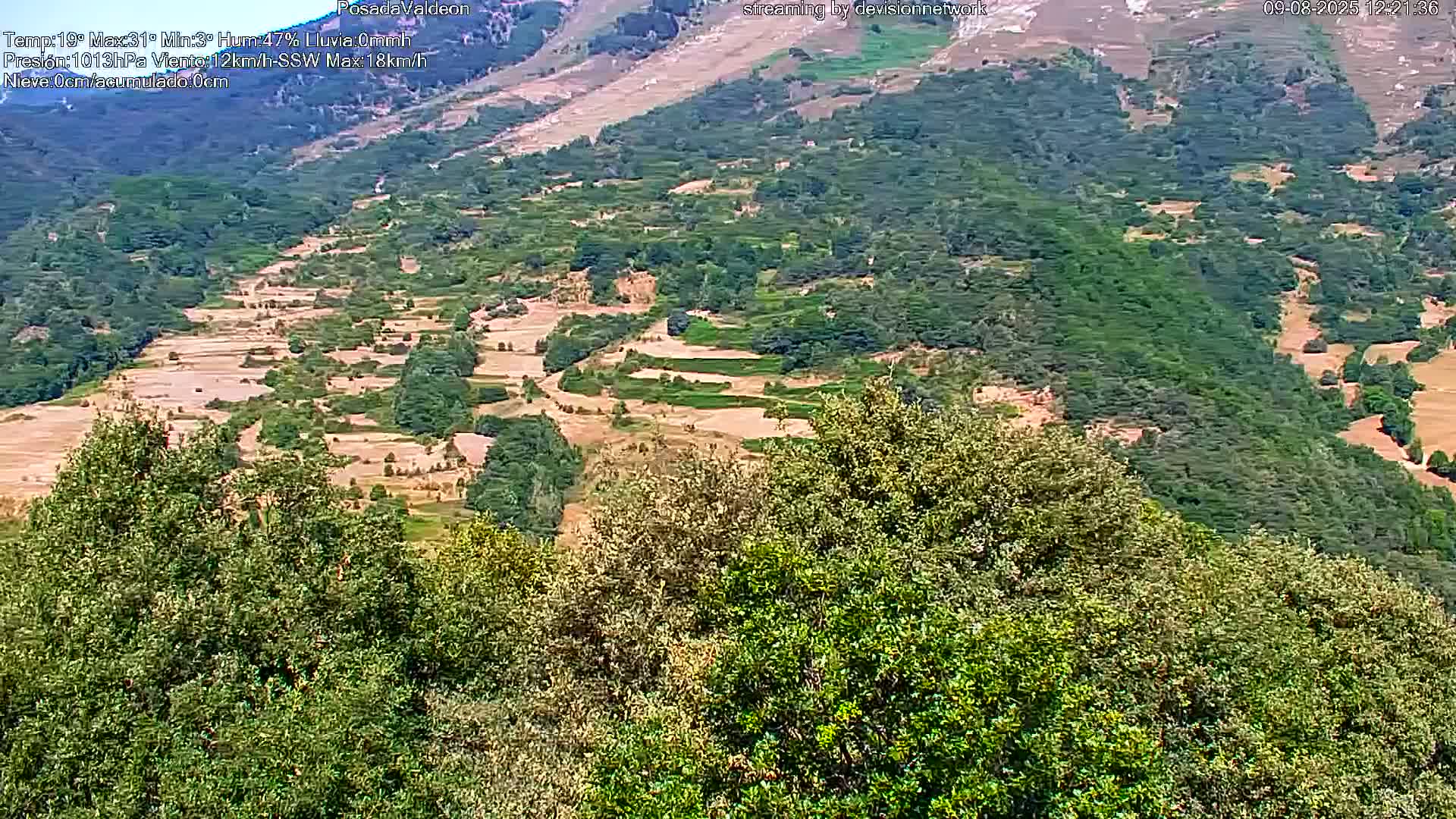Picos de Europa Peaks & Posada de Valdeon Village  Live Cam - León, Castila&Leon, Spain