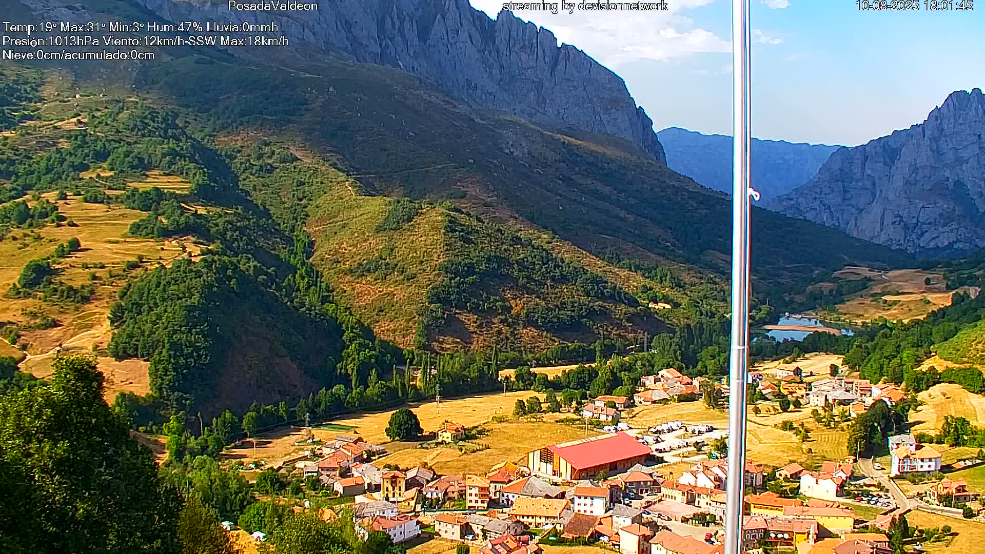 Picos de Europa Peaks & Posada de Valdeon Village  Live Cam - León, Castila&Leon, Spain