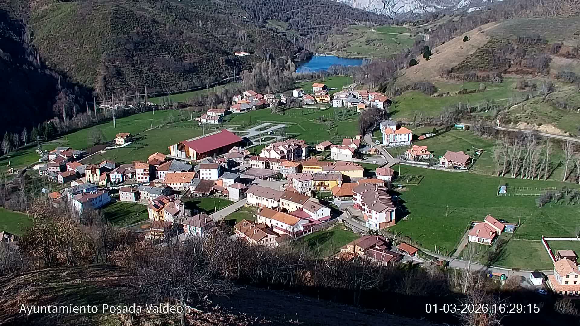 Picos de Europa Peaks & Posada de Valdeon Village  Live Cam - León, Castila&Leon, Spain