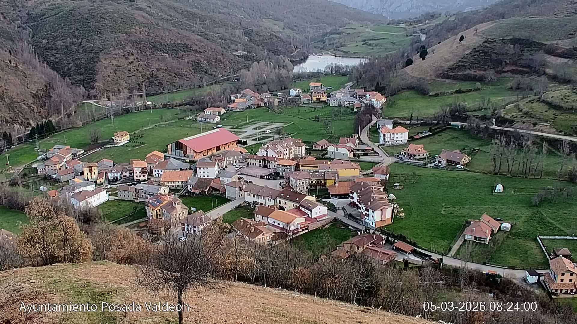 Picos de Europa Peaks & Posada de Valdeon Village  Live Cam - León, Castila&Leon, Spain
