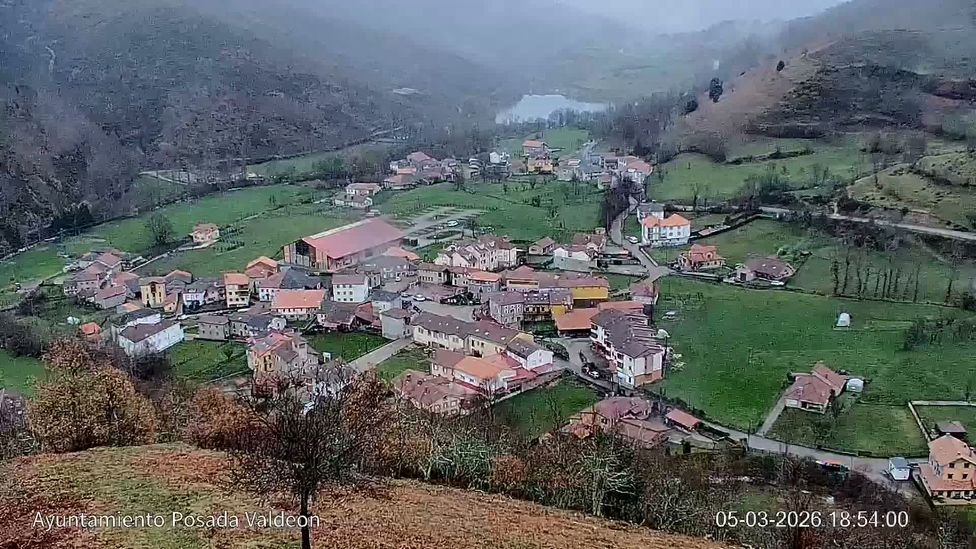 Picos de Europa Peaks & Posada de Valdeon Village  Live Cam - León, Castila&Leon, Spain