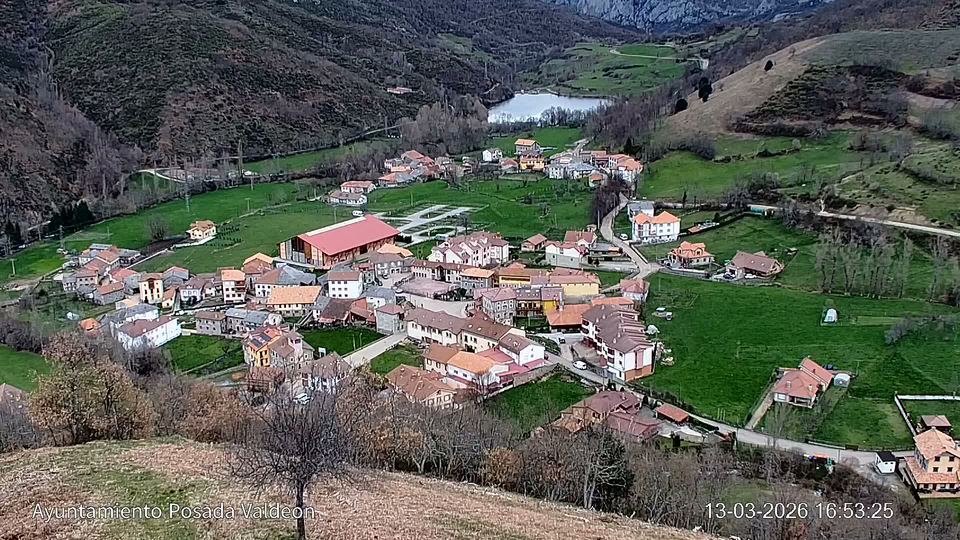 Picos de Europa Peaks & Posada de Valdeon Village  Live Cam - León, Castila&Leon, Spain