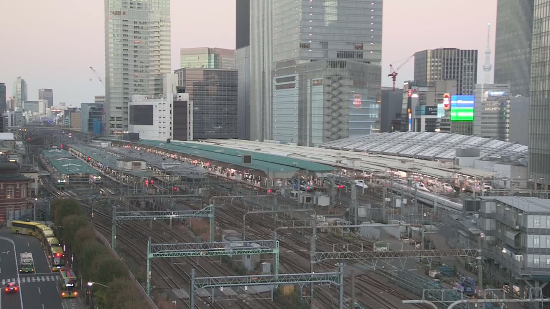 Tokyo Railway Station & Marunouchi Neighbourhood Live Cam - Marunouchi, Chiyoda-ku,Tokyo, Kantō, Honshu, Japan