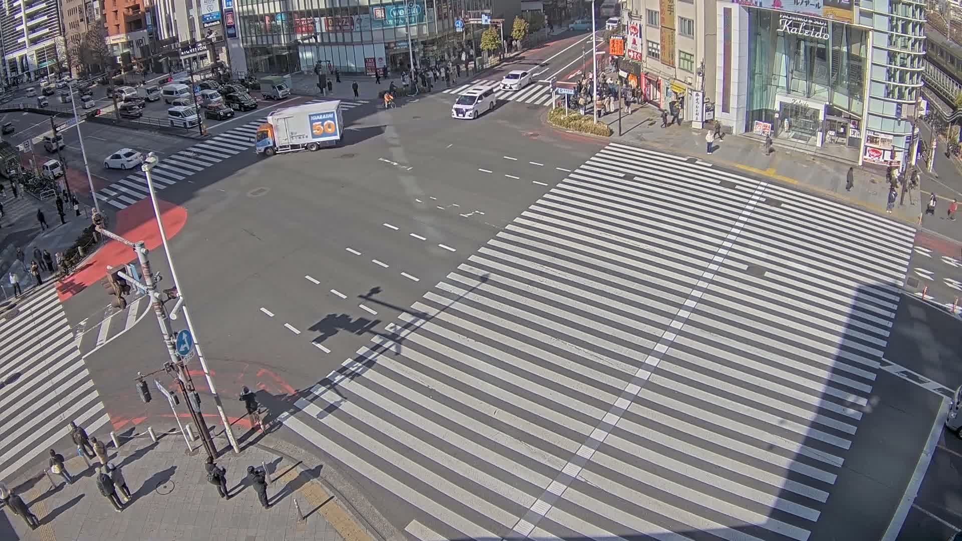 Tokyo, Shinjuku, Ome-kaido Avenue & Otakibashi-dori O Guard Intersection Scramble Crossing ( 東京 新宿青梅街道・小滝橋通り大ガード交差点スクランブル交差点) Live Cam  - Nishishinjuku, Shinjuku-ku, Tokyo, Kantō, Honshu, Japan