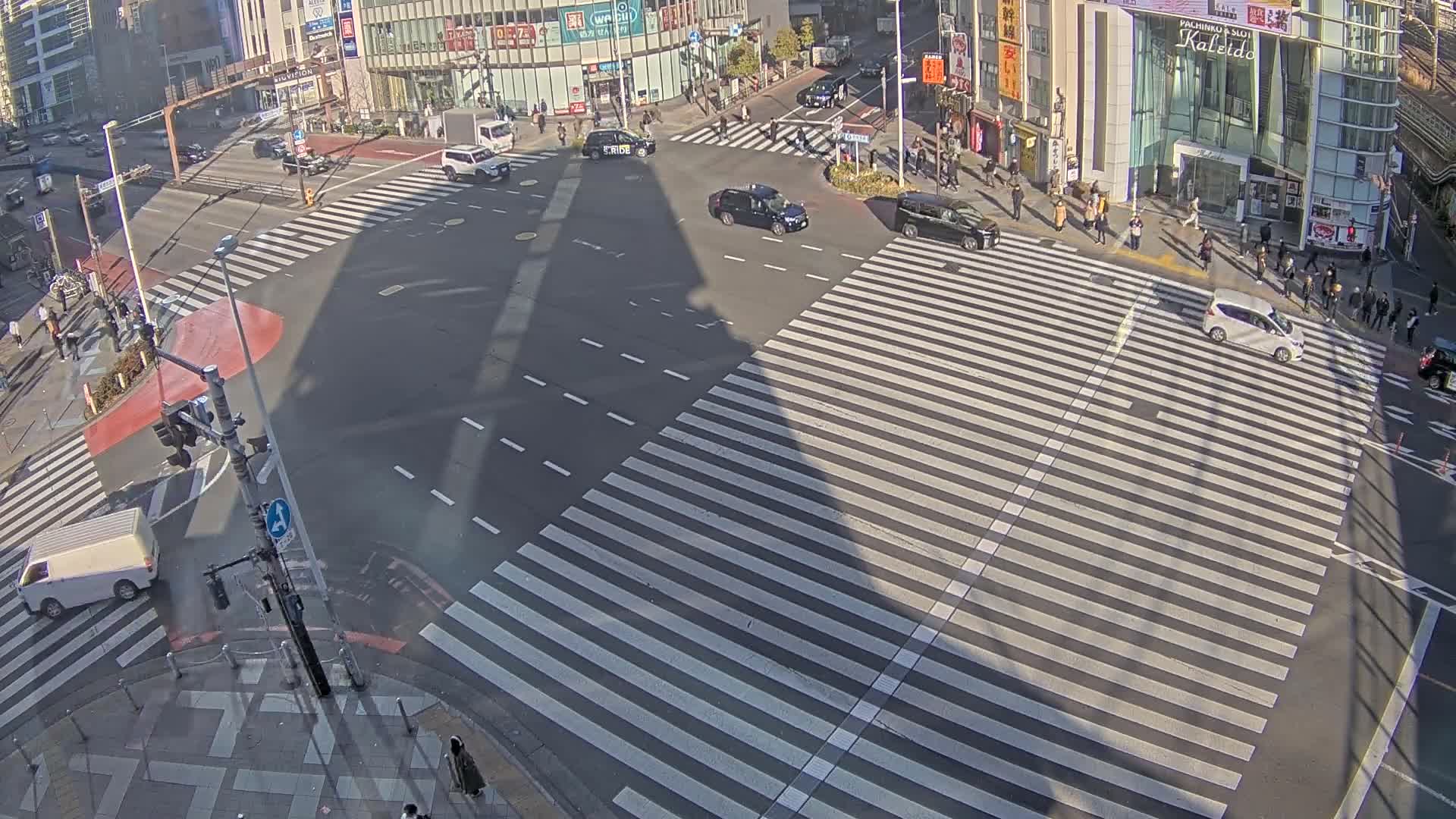 Tokyo, Shinjuku, Ome-kaido Avenue & Otakibashi-dori O Guard Intersection Scramble Crossing ( 東京 新宿青梅街道・小滝橋通り大ガード交差点スクランブル交差点) Live Cam  - Nishishinjuku, Shinjuku-ku, Tokyo, Kantō, Honshu, Japan