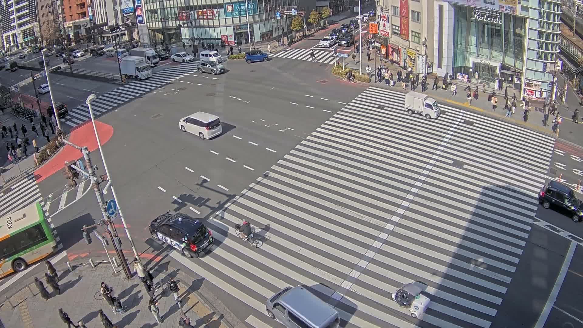 Tokyo, Shinjuku, Ome-kaido Avenue & Otakibashi-dori O Guard Intersection Scramble Crossing ( 東京 新宿青梅街道・小滝橋通り大ガード交差点スクランブル交差点) Live Cam  - Nishishinjuku, Shinjuku-ku, Tokyo, Kantō, Honshu, Japan