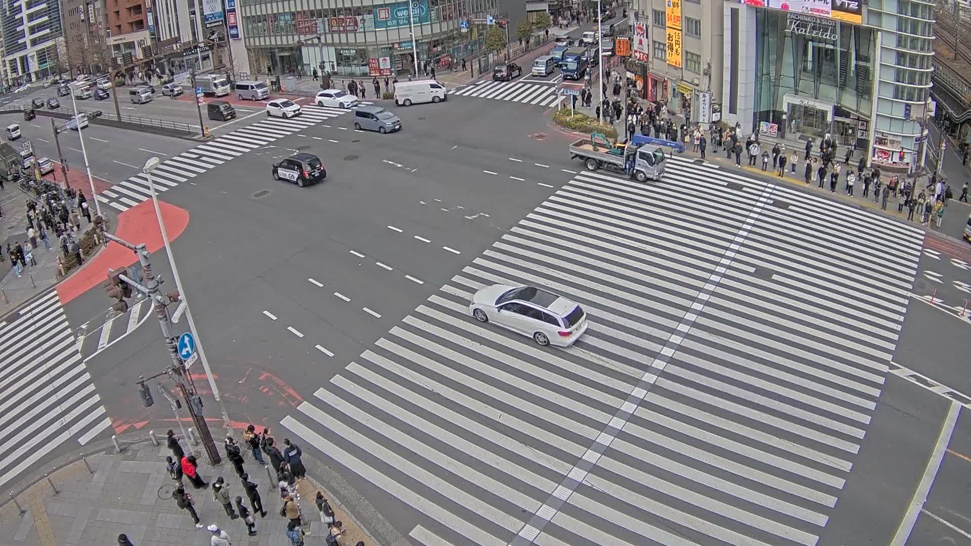 Tokyo, Shinjuku, Ome-kaido Avenue & Otakibashi-dori O Guard Intersection Scramble Crossing ( 東京 新宿青梅街道・小滝橋通り大ガード交差点スクランブル交差点) Live Cam  - Nishishinjuku, Shinjuku-ku, Tokyo, Kantō, Honshu, Japan