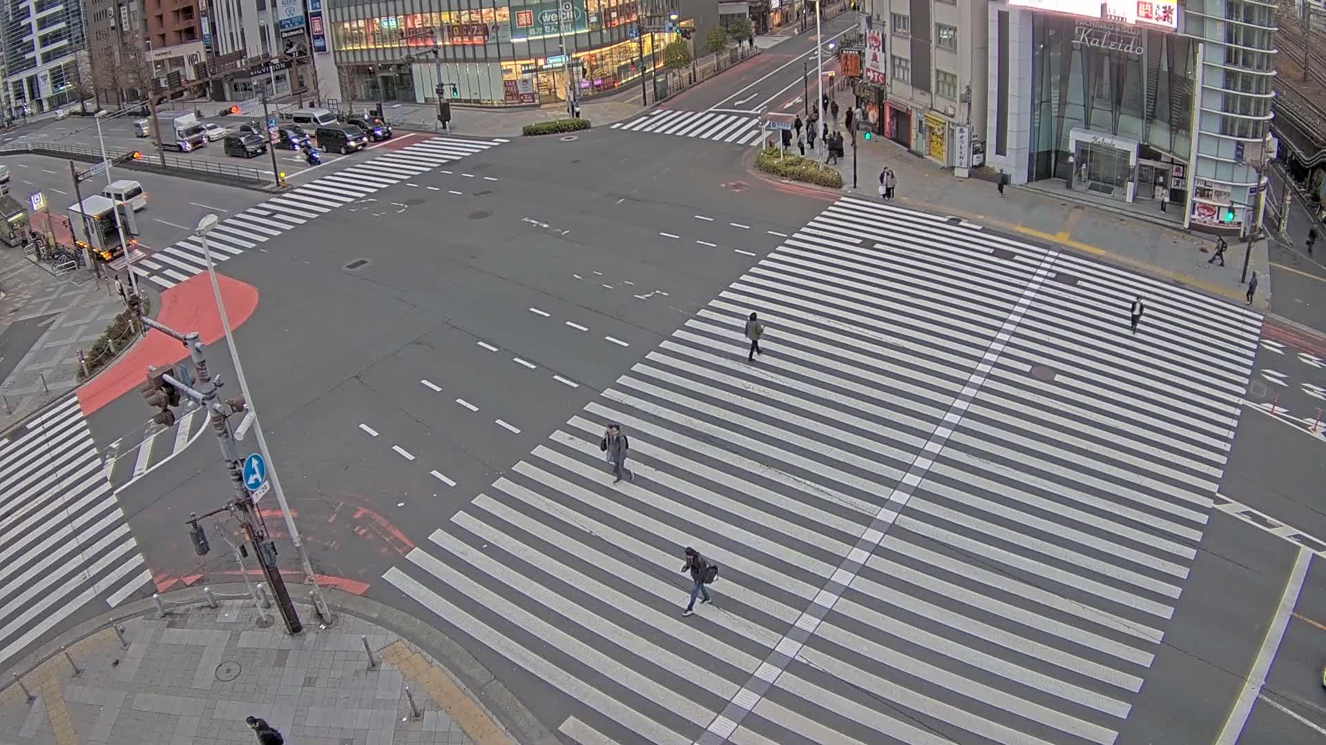 Tokyo, Shinjuku, Ome-kaido Avenue & Otakibashi-dori O Guard Intersection Scramble Crossing ( 東京 新宿青梅街道・小滝橋通り大ガード交差点スクランブル交差点) Live Cam  - Nishishinjuku, Shinjuku-ku, Tokyo, Kantō, Honshu, Japan