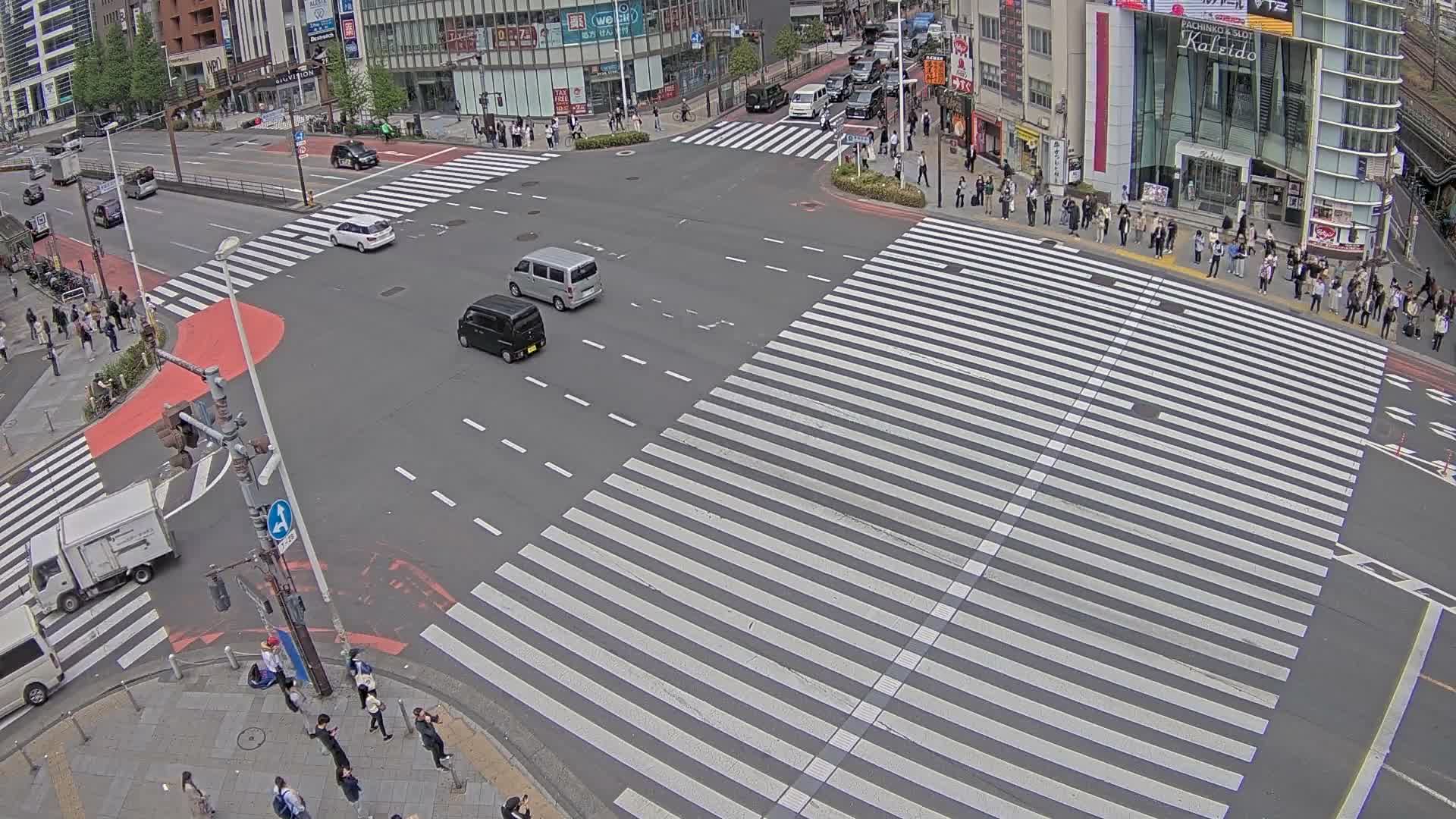 Tokyo, Shinjuku, Ome-kaido Avenue & Otakibashi-dori O Guard Intersection Scramble Crossing ( 東京 新宿青梅街道・小滝橋通り大ガード交差点スクランブル交差点) Live Cam  - Nishishinjuku, Shinjuku-ku, Tokyo, Kantō, Honshu, Japan