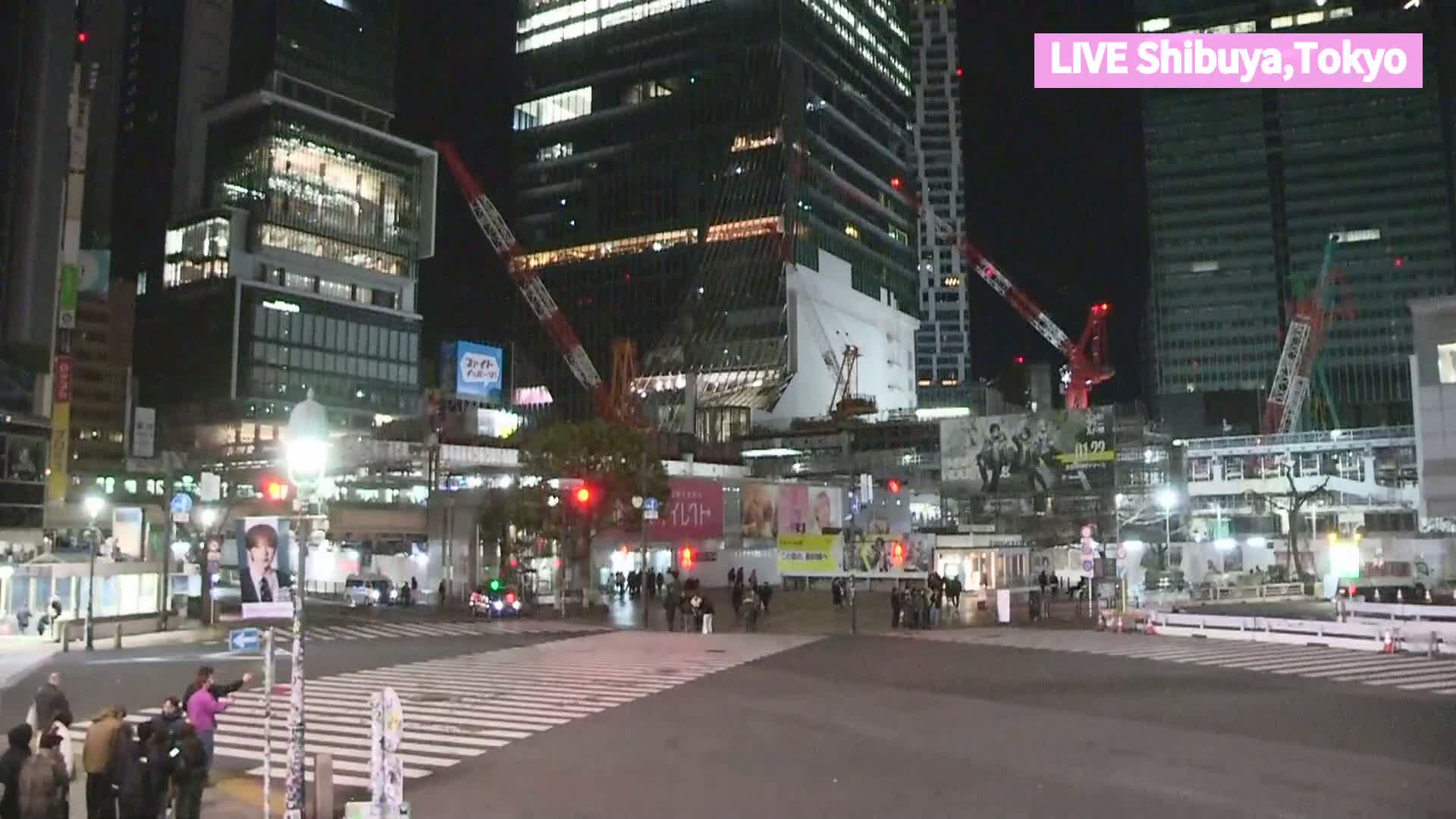 Tokyo, Shibuya Scramble Crossing at Hachiko Square & Koen Dori& Jingu-dori Street Junction ( 東京、渋谷スクランブル交差点ハチ公前広場＆公園通り＆神宮通りジャンクション )  Live Cam - Udagawacho, Shibuya-ku, Tokyo, Kantō, Honshu, Japan