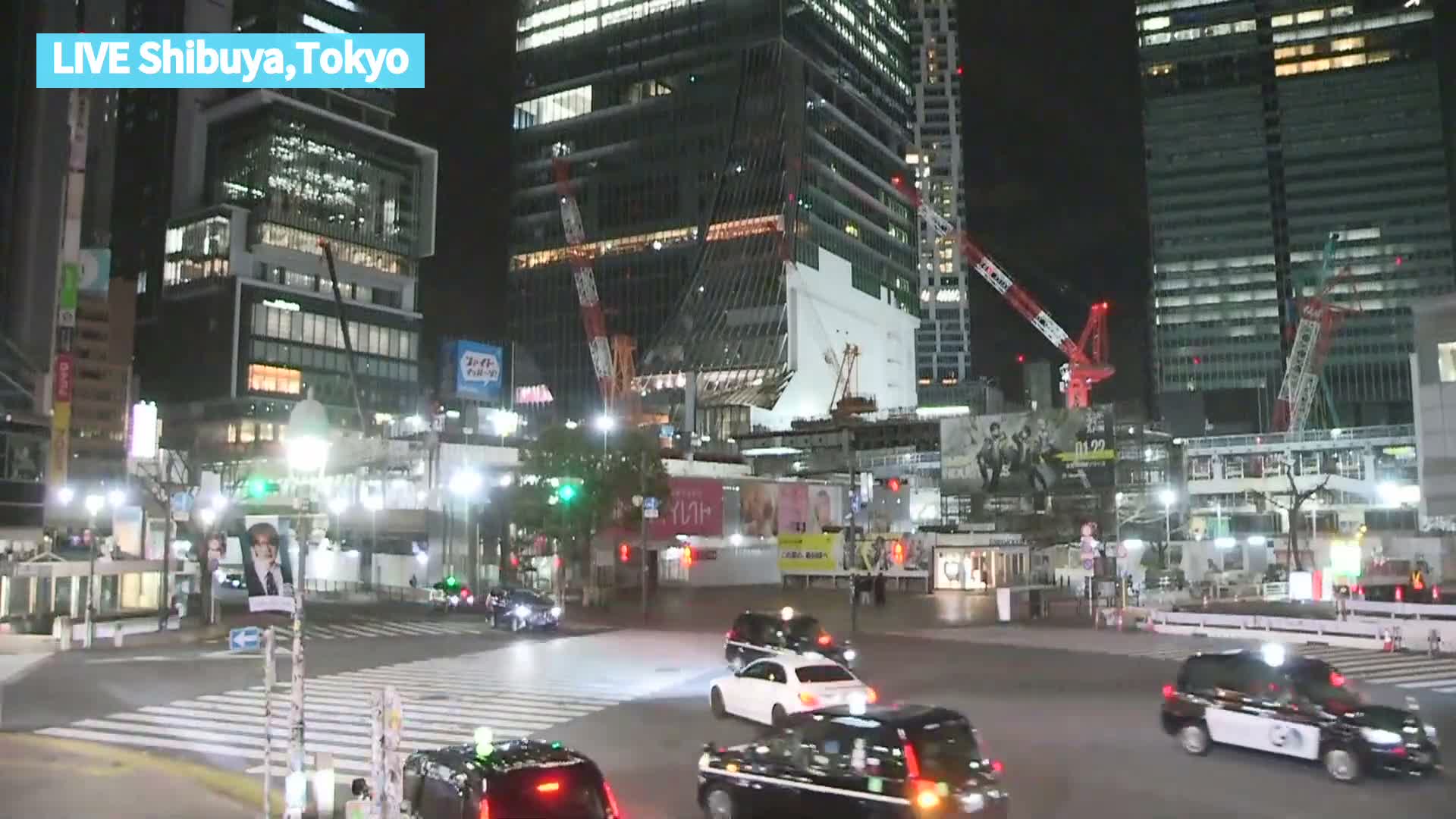 Tokyo, Shibuya Scramble Crossing at Hachiko Square & Koen Dori& Jingu-dori Street Junction ( 東京、渋谷スクランブル交差点ハチ公前広場＆公園通り＆神宮通りジャンクション )  Live Cam - Udagawacho, Shibuya-ku, Tokyo, Kantō, Honshu, Japan