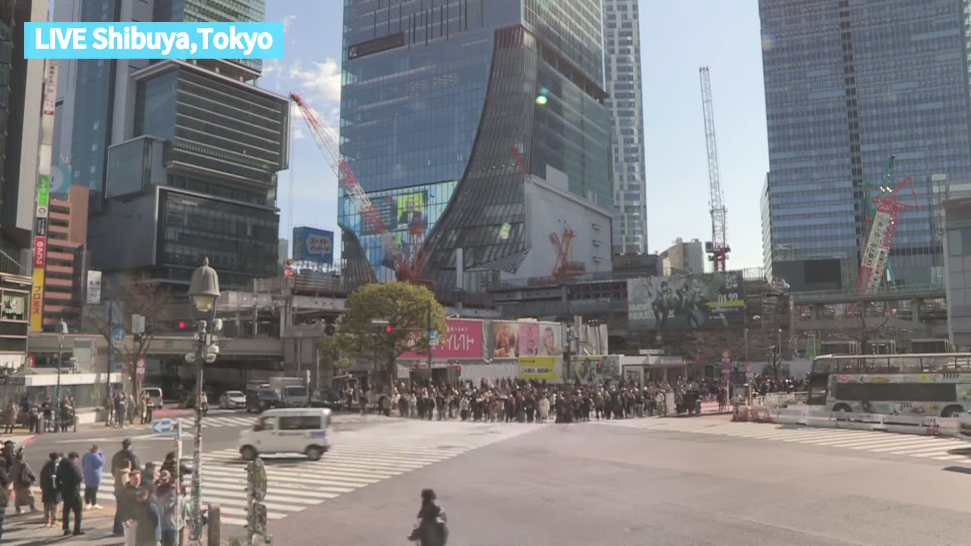 Tokyo, Shibuya Scramble Crossing at Hachiko Square & Koen Dori& Jingu-dori Street Junction ( 東京、渋谷スクランブル交差点ハチ公前広場＆公園通り＆神宮通りジャンクション )  Live Cam - Udagawacho, Shibuya-ku, Tokyo, Kantō, Honshu, Japan