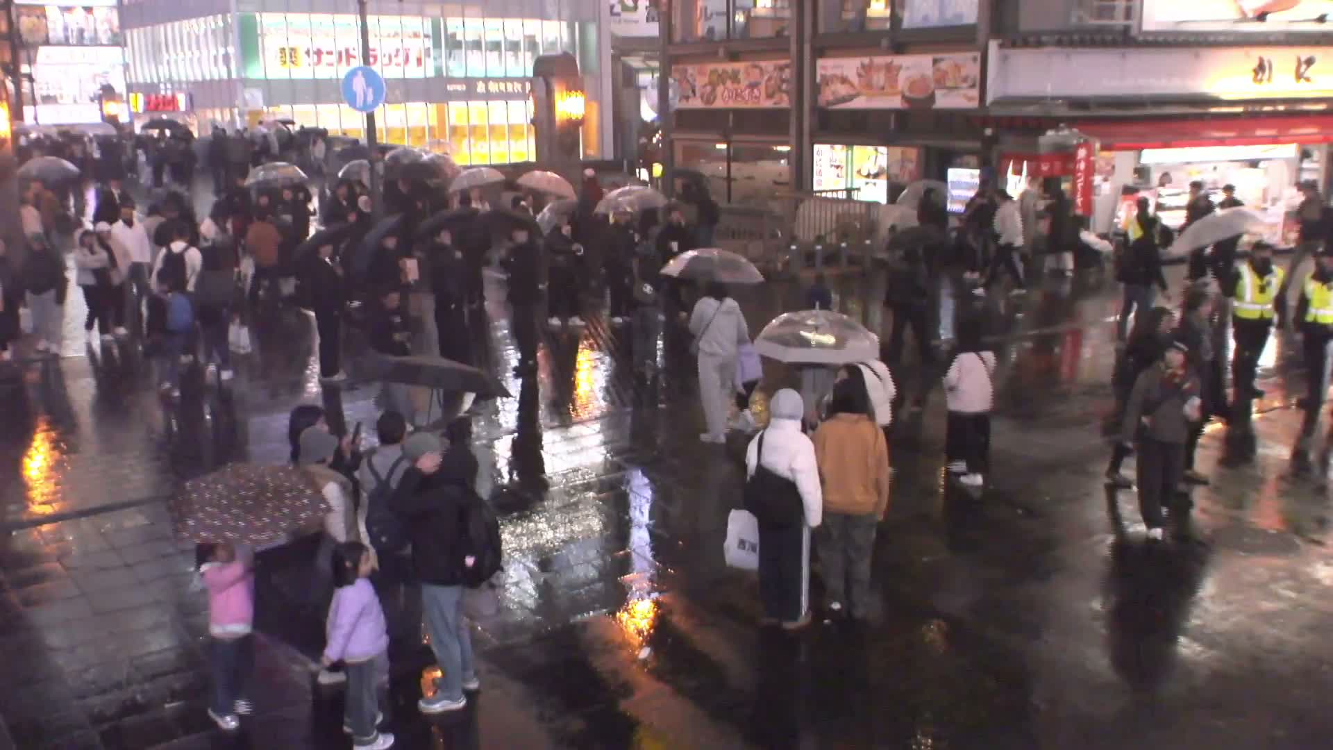 Osaka,  Dotonbori Ebisu Bridge Live Cam -  1 Chome Dotonbori, Chuo Ward ,Osaka, Kansai, Honshu, Japan
