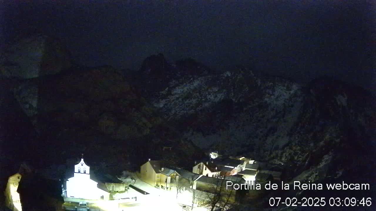 Picos de Europa National Park from Portilla de la Reina Village Live Cam - León, Castila&Leon, Spain