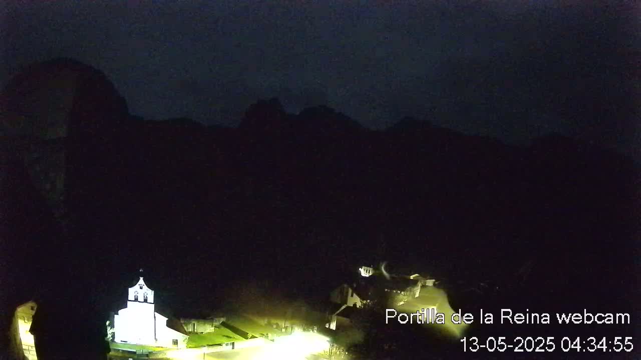 Picos de Europa National Park from Portilla de la Reina Village Live Cam - León, Castila&Leon, Spain