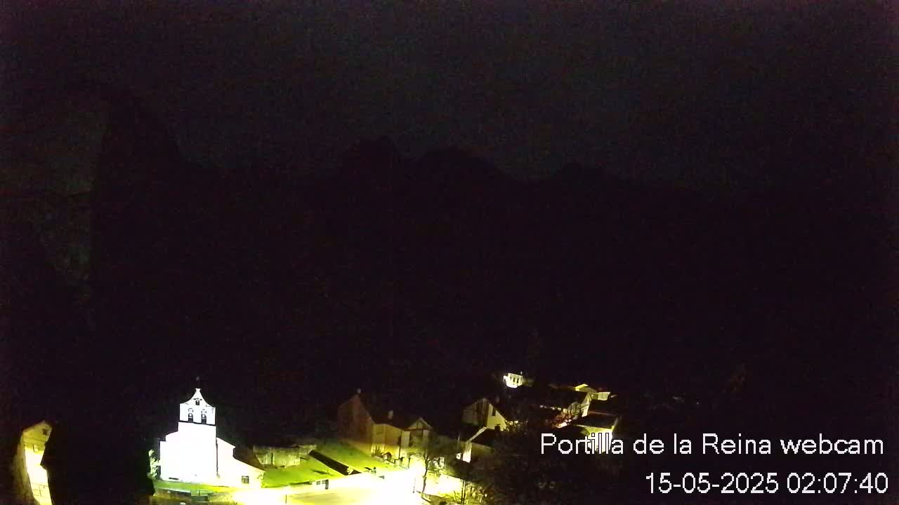 Picos de Europa National Park from Portilla de la Reina Village Live Cam - León, Castila&Leon, Spain
