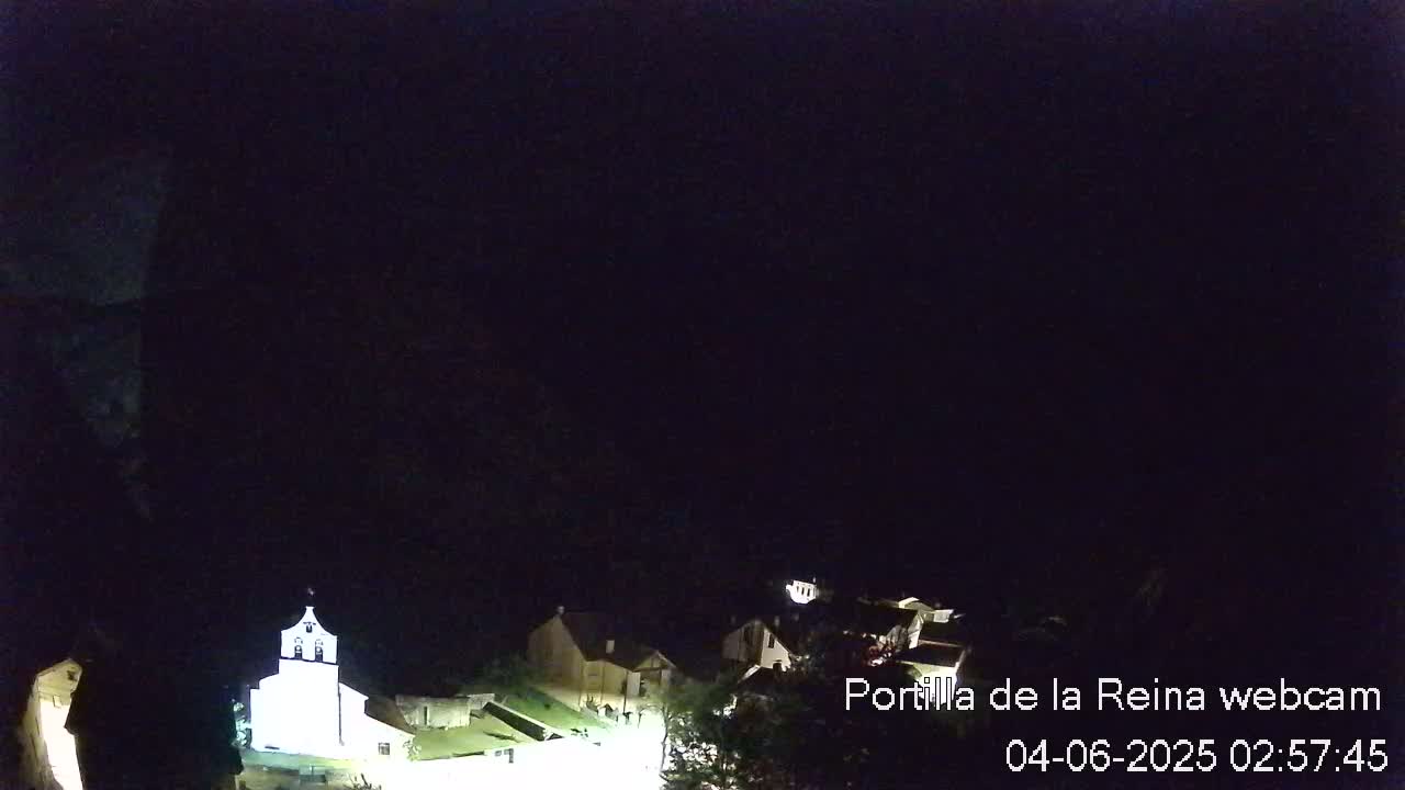 Picos de Europa National Park from Portilla de la Reina Village Live Cam - León, Castila&Leon, Spain