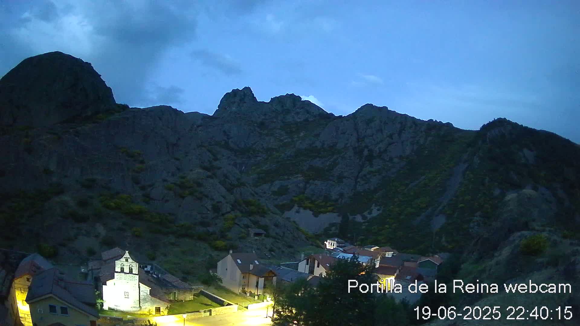 Picos de Europa National Park from Portilla de la Reina Village Live Cam - León, Castila&Leon, Spain
