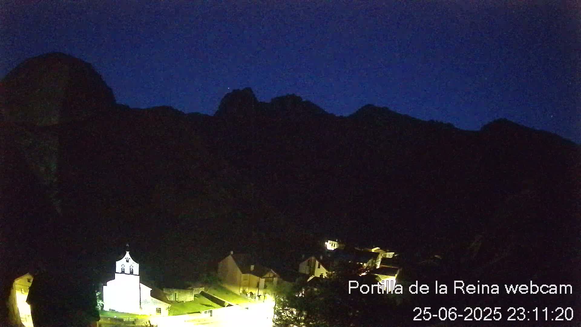 Picos de Europa National Park from Portilla de la Reina Village Live Cam - León, Castila&Leon, Spain