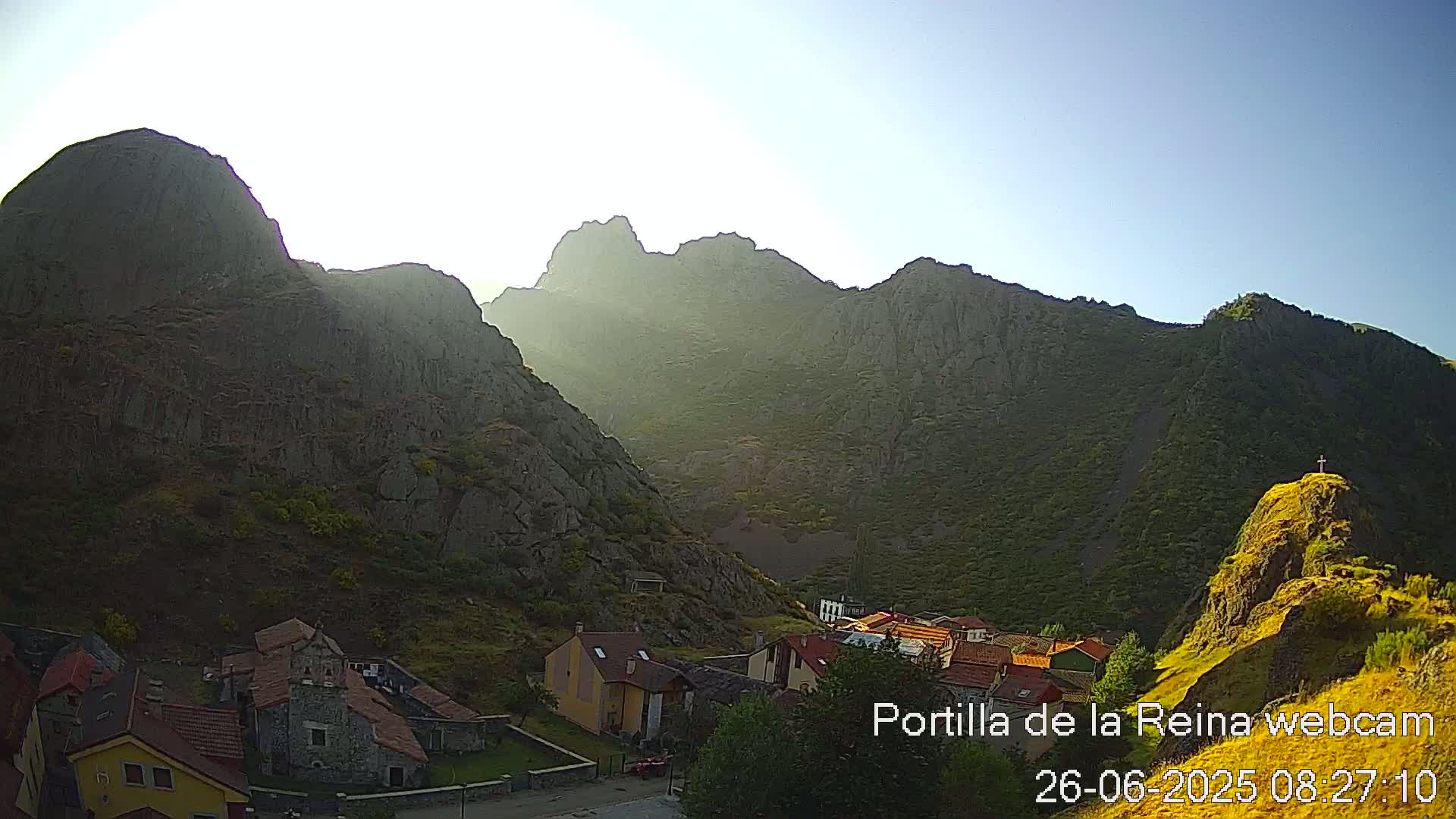 Picos de Europa National Park from Portilla de la Reina Village Live Cam - León, Castila&Leon, Spain
