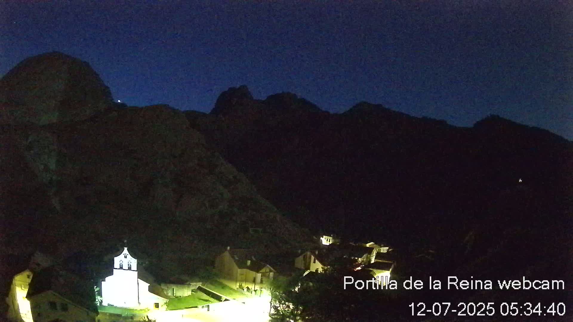 Picos de Europa National Park from Portilla de la Reina Village Live Cam - León, Castila&Leon, Spain