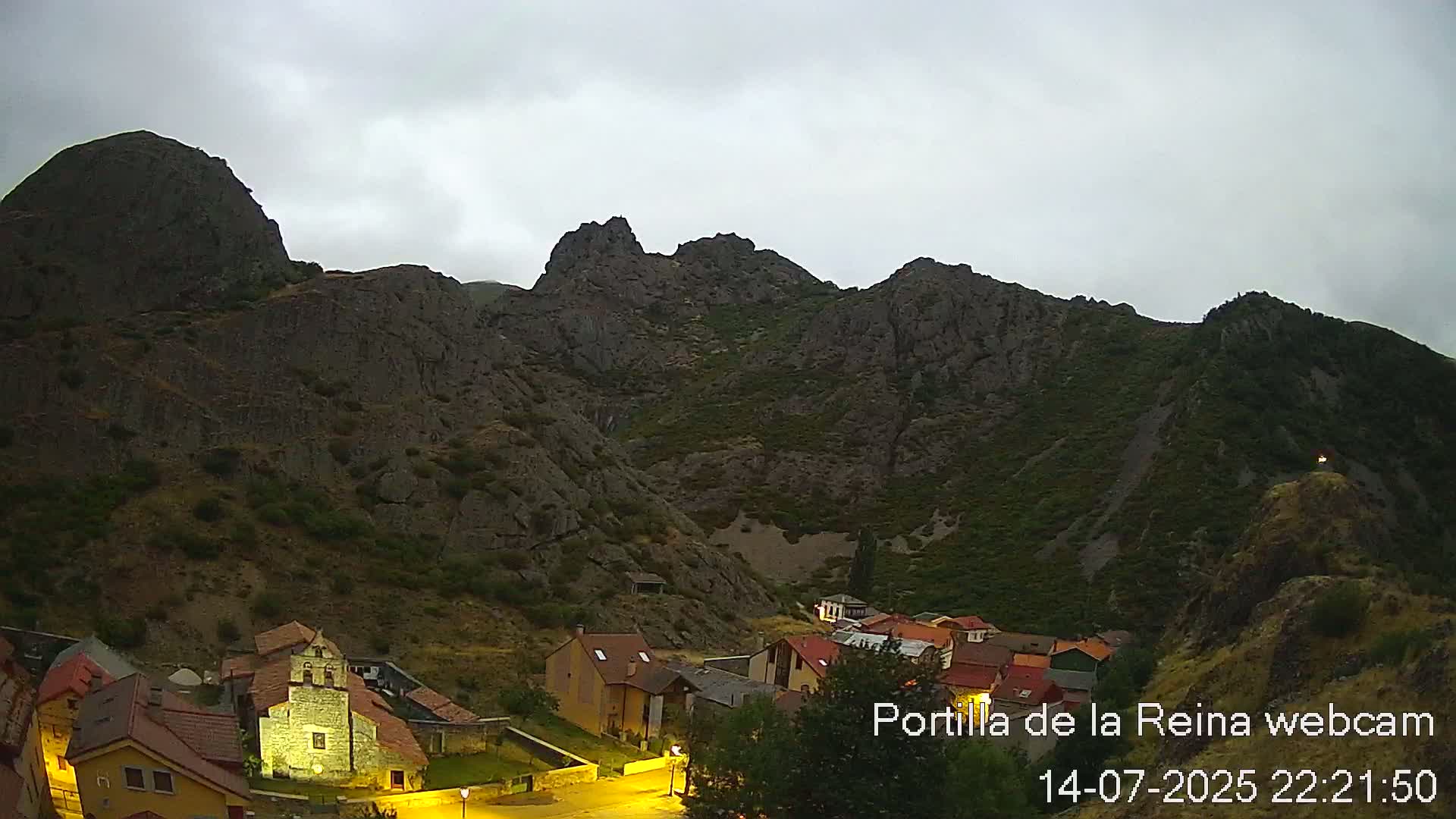 Picos de Europa National Park from Portilla de la Reina Village Live Cam - León, Castila&Leon, Spain