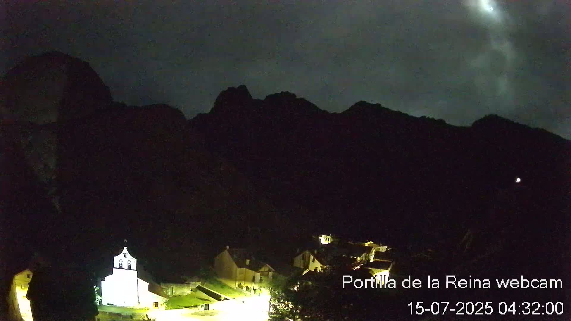 Picos de Europa National Park from Portilla de la Reina Village Live Cam - León, Castila&Leon, Spain