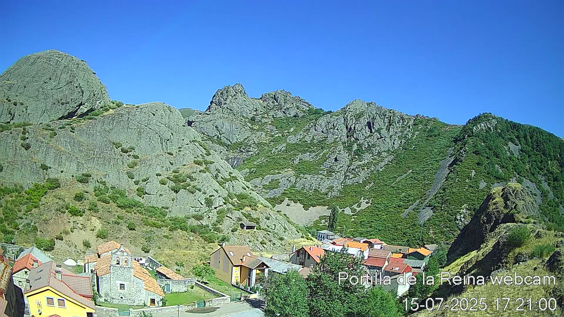 Picos de Europa National Park from Portilla de la Reina Village Live Cam - León, Castila&Leon, Spain