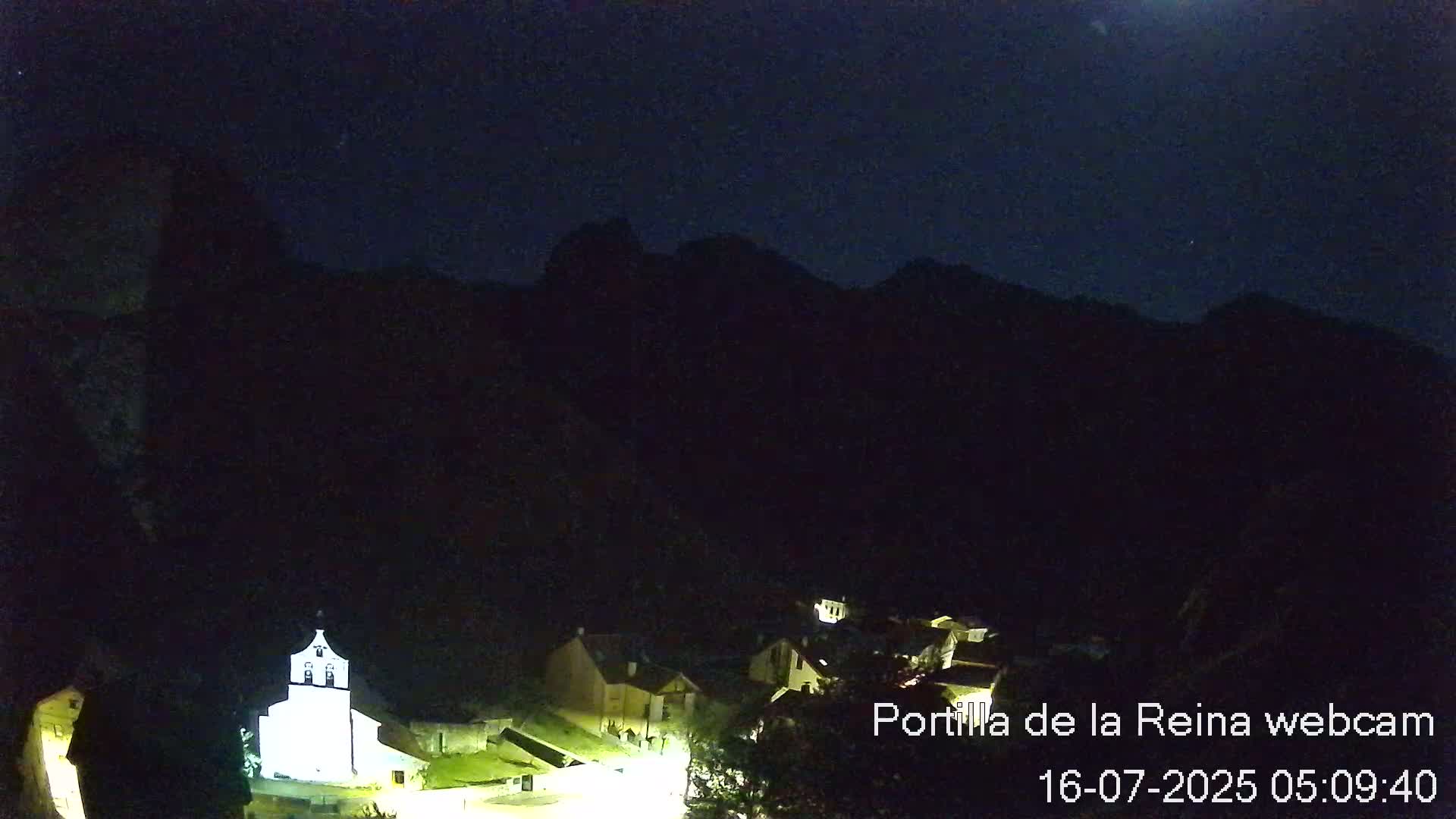 Picos de Europa National Park from Portilla de la Reina Village Live Cam - León, Castila&Leon, Spain