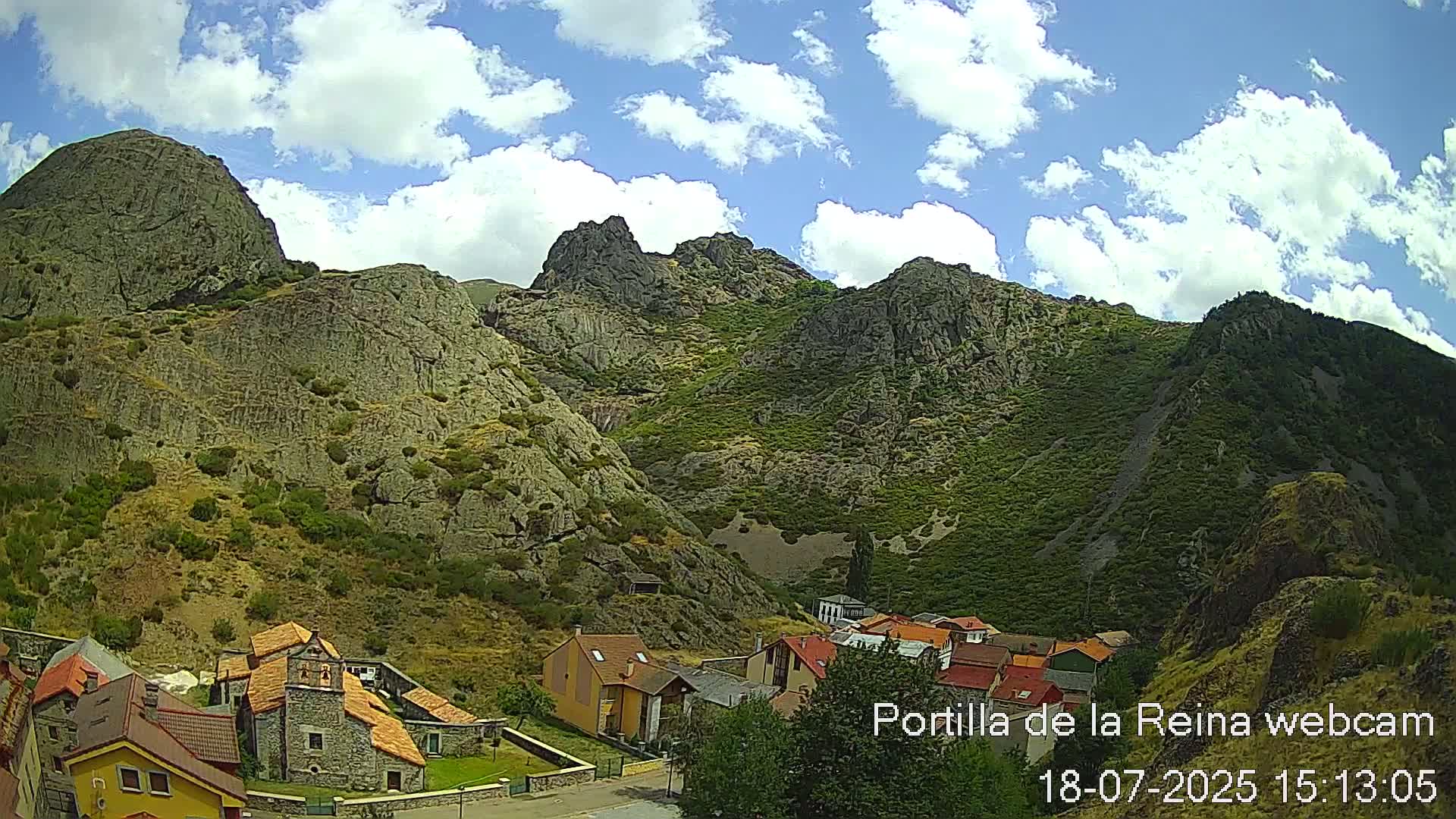 Picos de Europa National Park from Portilla de la Reina Village Live Cam - León, Castila&Leon, Spain