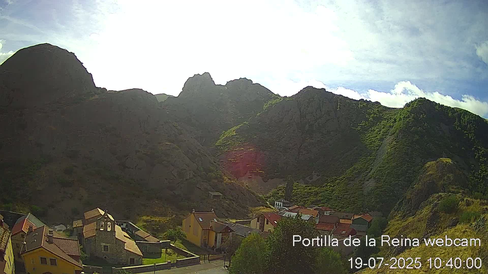 Picos de Europa National Park from Portilla de la Reina Village Live Cam - León, Castila&Leon, Spain
