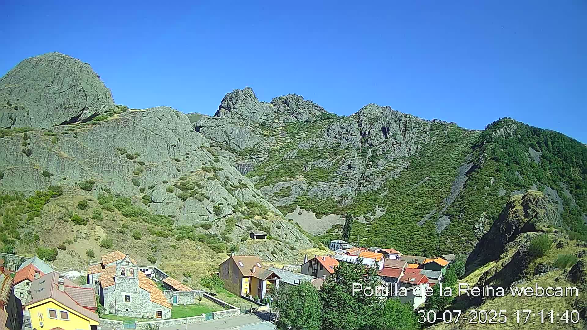 Picos de Europa National Park from Portilla de la Reina Village Live Cam - León, Castila&Leon, Spain