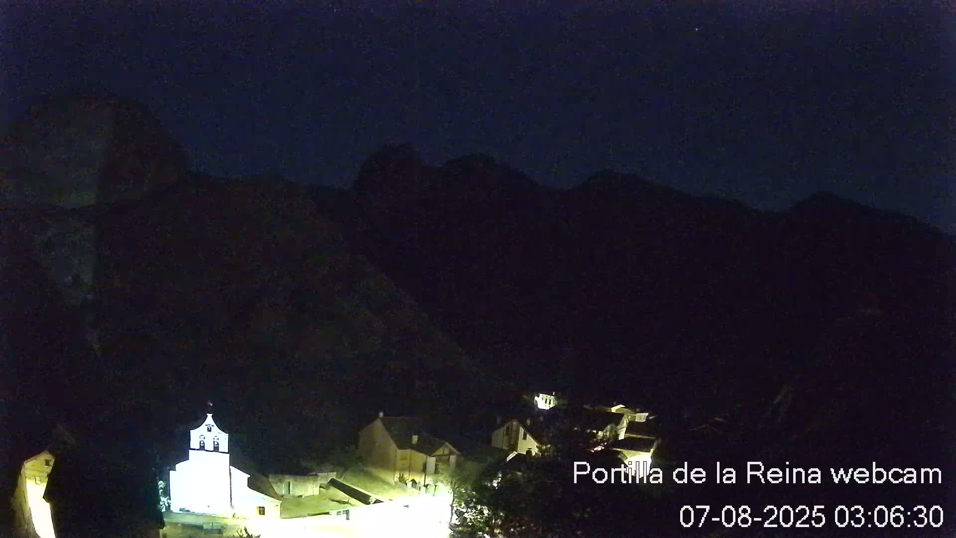 Picos de Europa National Park from Portilla de la Reina Village Live Cam - León, Castila&Leon, Spain