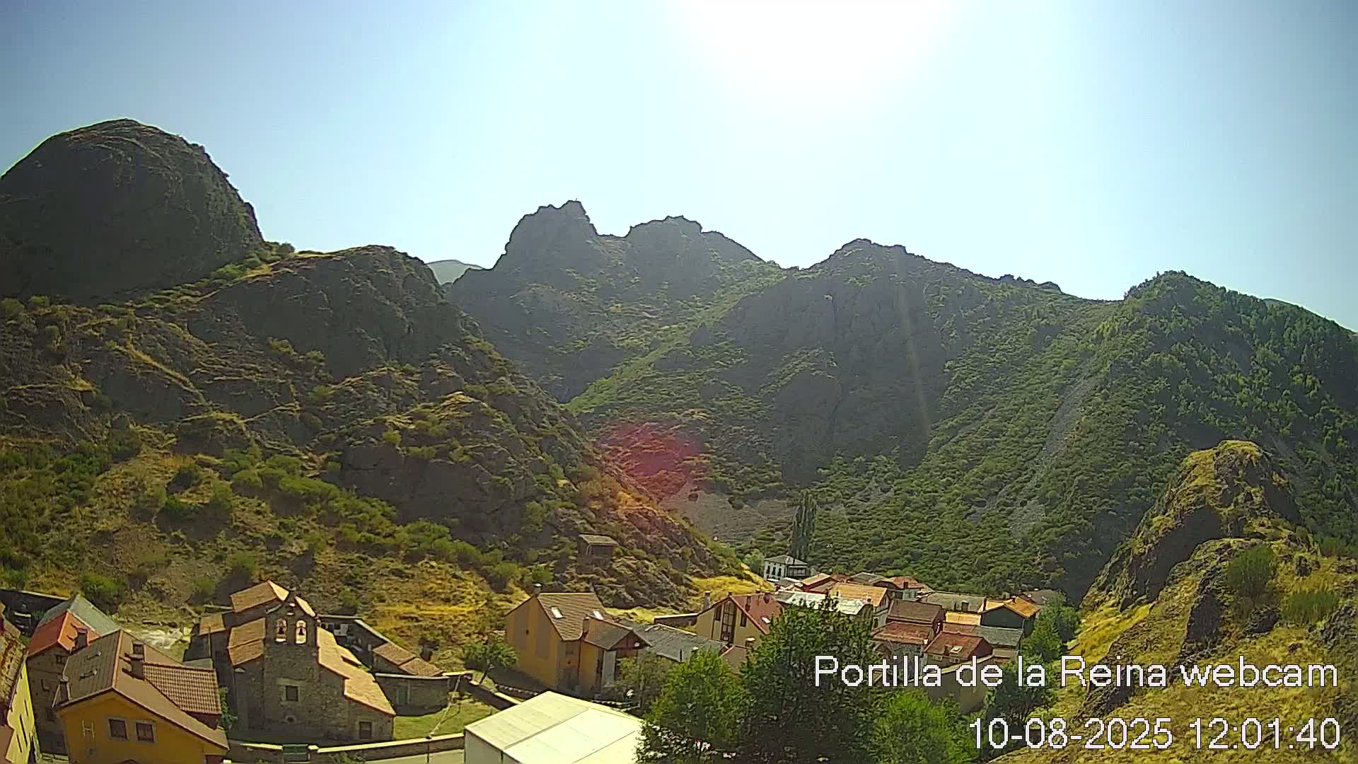 Picos de Europa National Park from Portilla de la Reina Village Live Cam - León, Castila&Leon, Spain