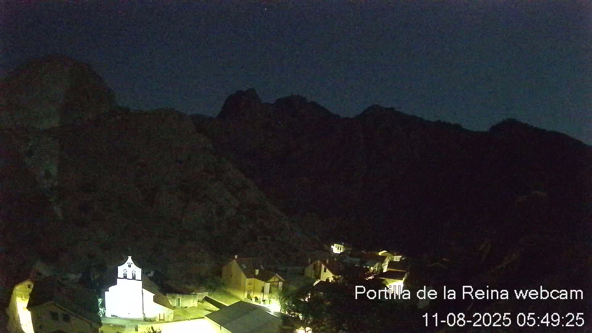 Picos de Europa National Park from Portilla de la Reina Village Live Cam - León, Castila&Leon, Spain