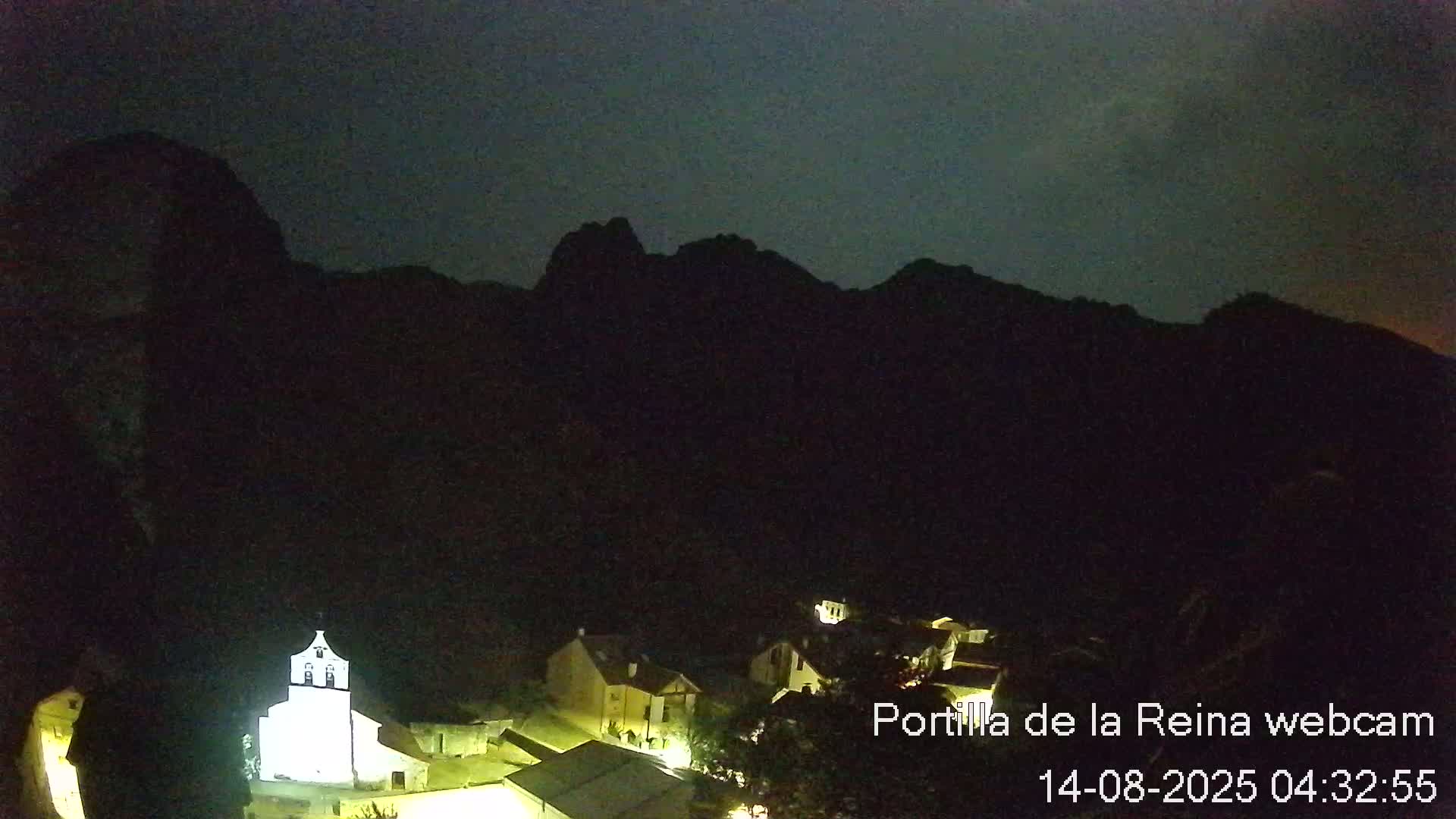 Picos de Europa National Park from Portilla de la Reina Village Live Cam - León, Castila&Leon, Spain