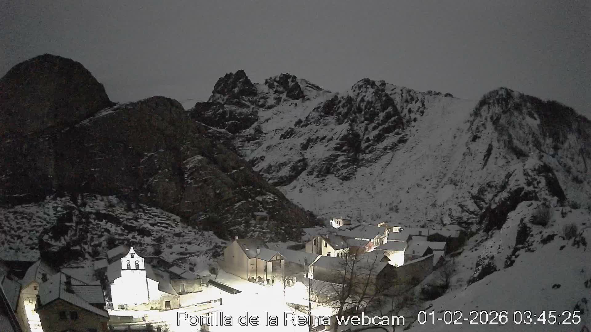 Picos de Europa National Park from Portilla de la Reina Village Live Cam - León, Castila&Leon, Spain